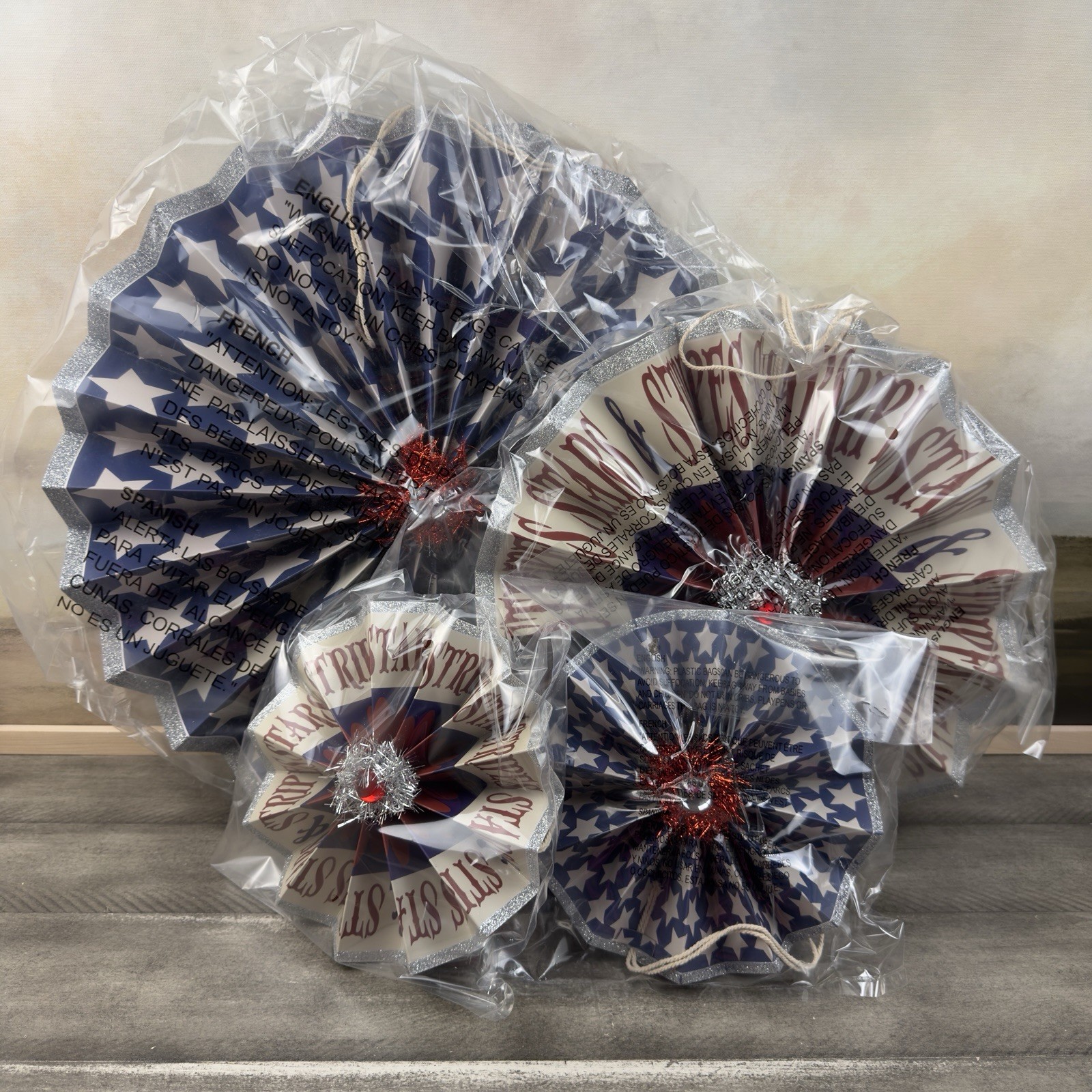 Pottery Barn Americana Paper Pin Wheels Set Of 4 Blue Red Multicolor NIB