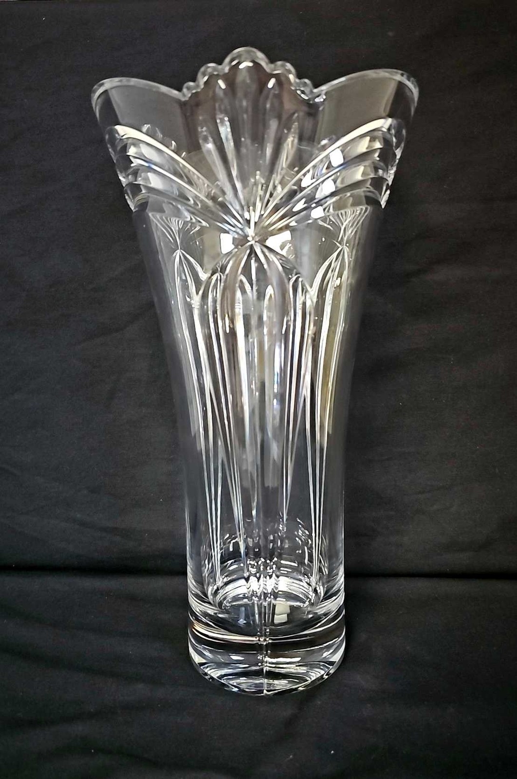 Bohemia Crystal Giga Collection Eclipse 14″ Vase 2 available orig box