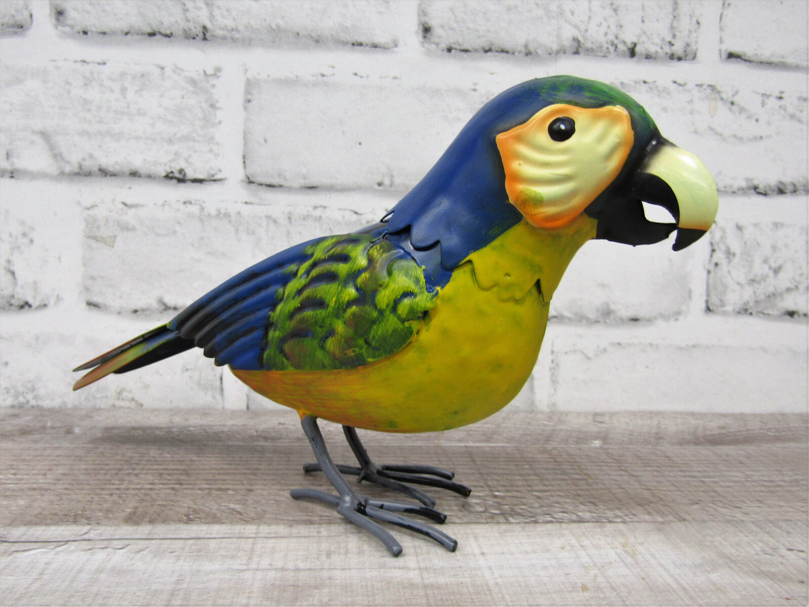 Small Rustic Colorful Tropical Parrot Rain Forest Metal Tin Bird Figure