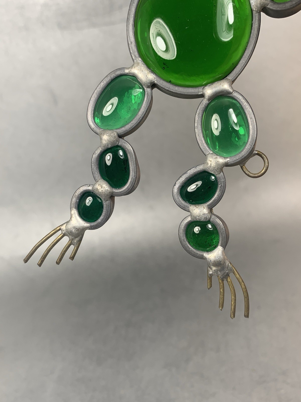 Stained Glass Green Frog Suncatcher Homemade Vintage 4 1/2″L