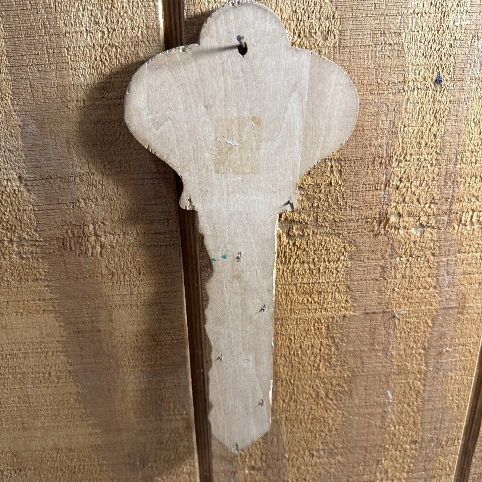 Vintage Key-Per of Keys Wooden Key Shaped Wall Key Hook-Dog puppy Kitsch
