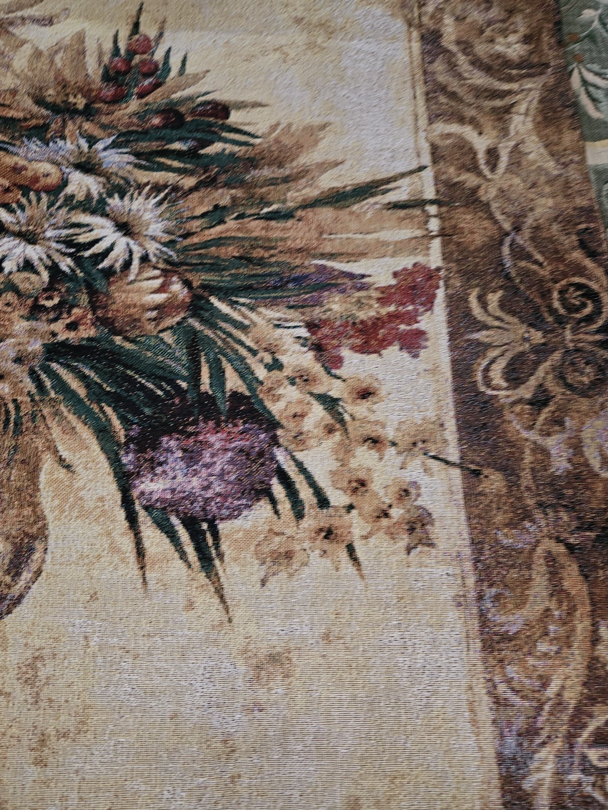 Fabric Bureau Vase Of Flowers Woven Wall Tapestry/Lined Multicolor 39″ X 39″