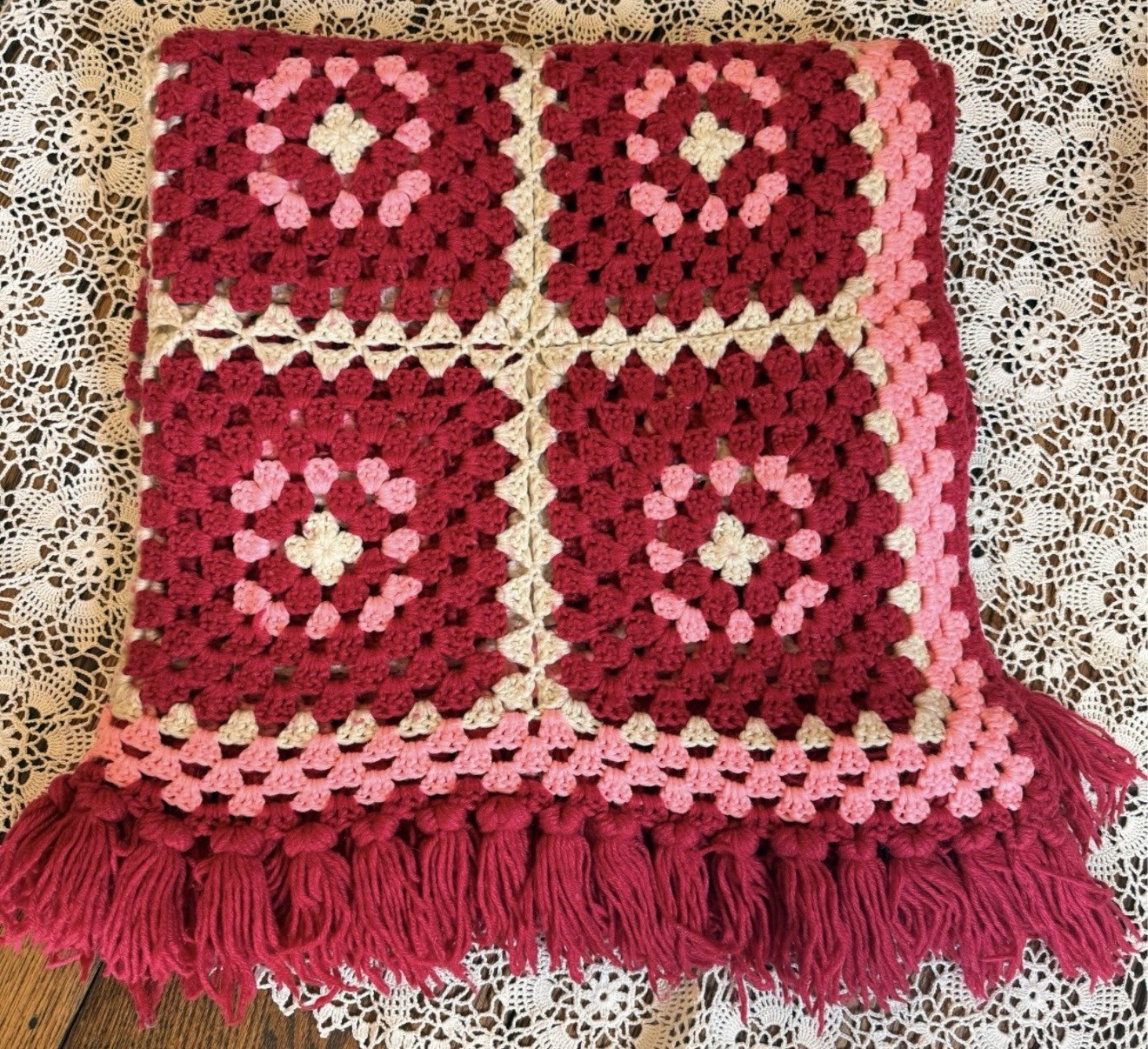 Vintage crochet Pink & Cream granny square blanket 74×43