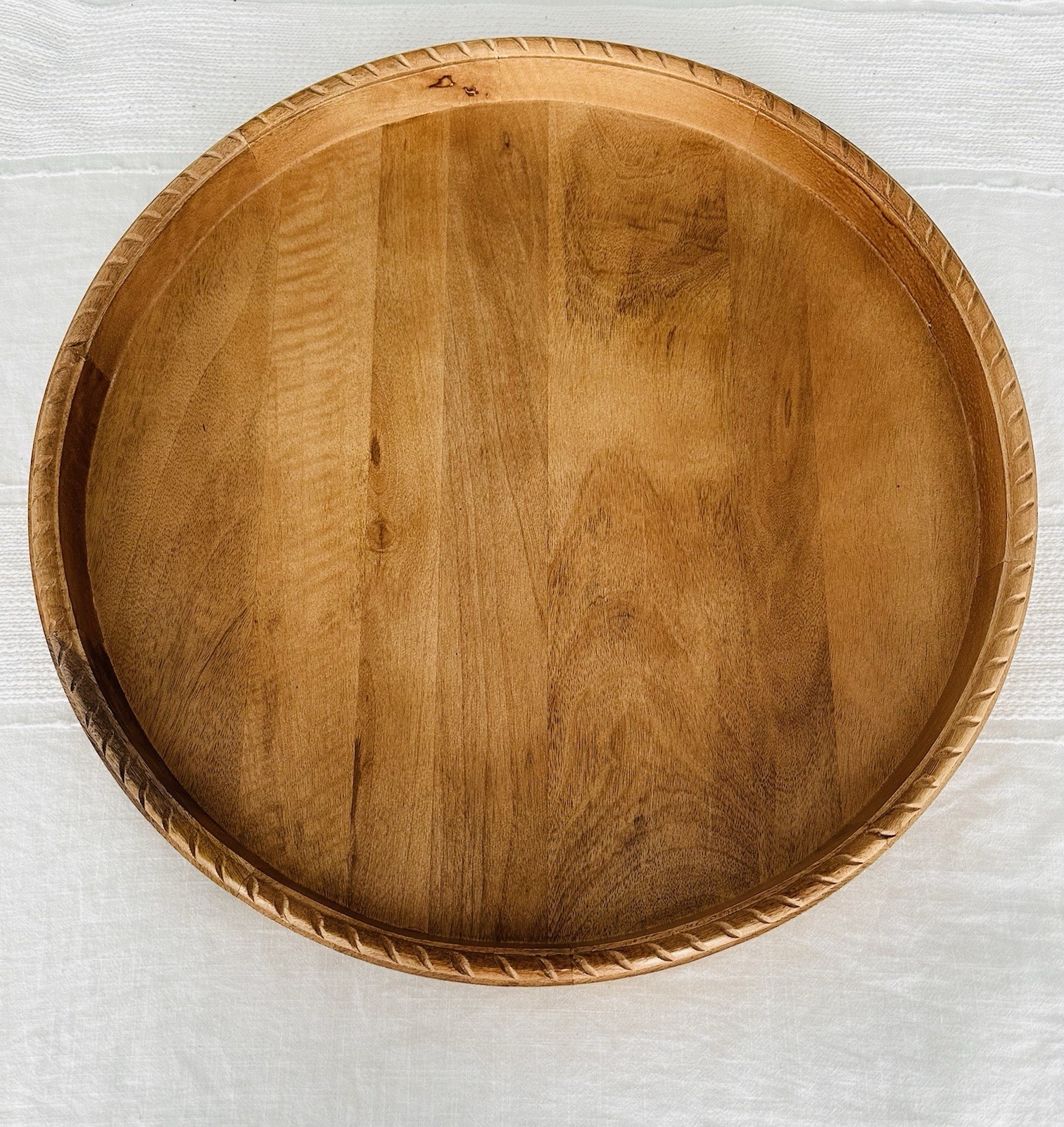 Threshold ROUND WOOD TRAY Design STUDIO MCGEE Groove BRAIDED RAISED EDGE Brown