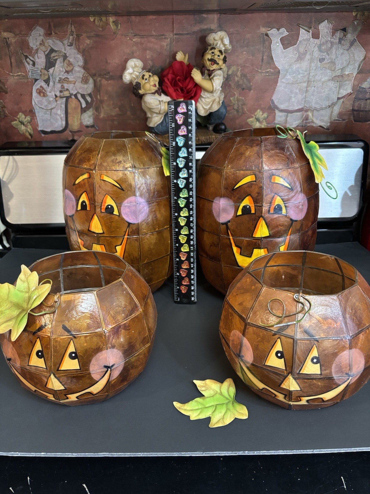 Set Of 4 Capiz Type Material Pumpkins, 2 Sizes. See Pictures For Measurements