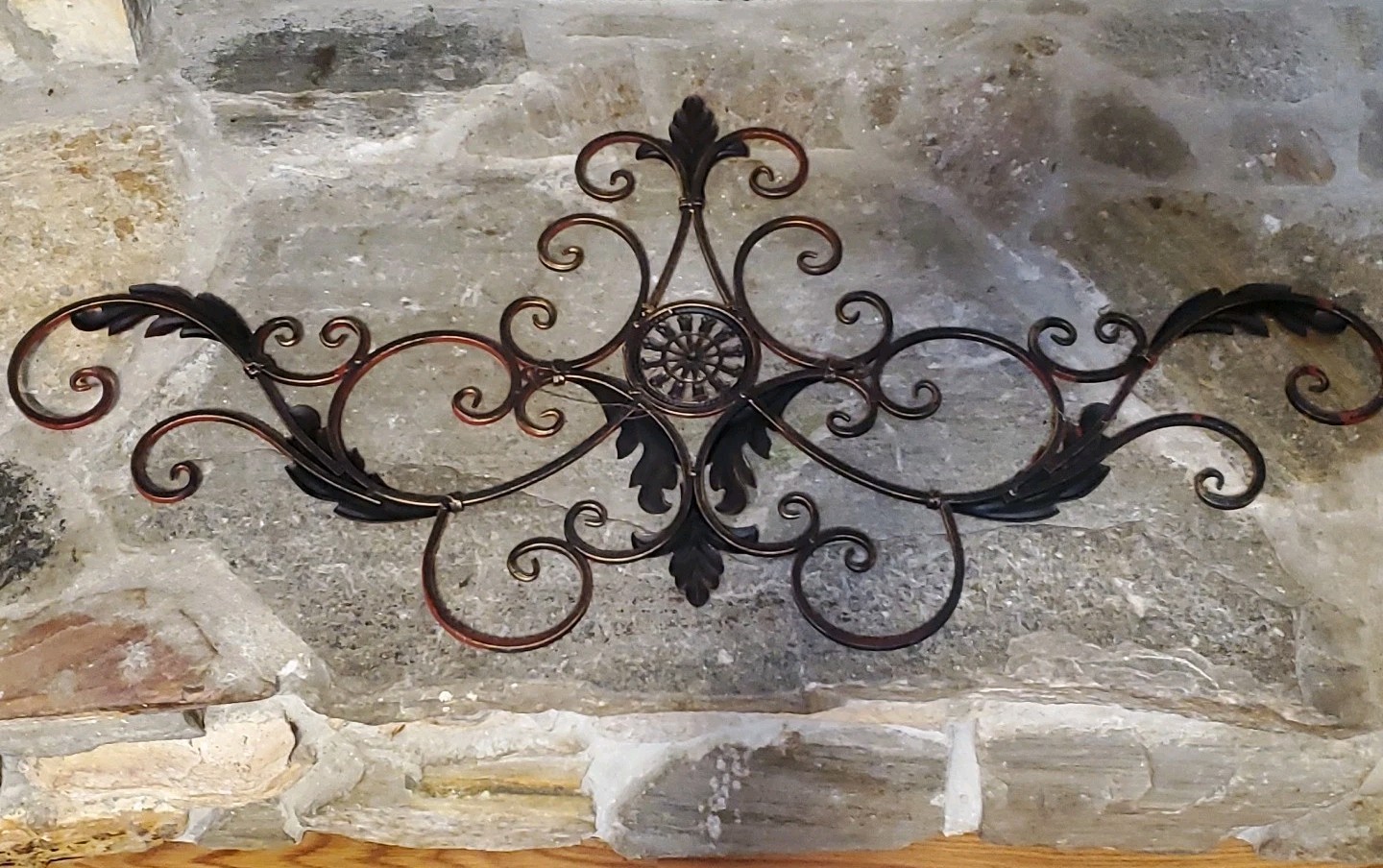 39 in Decor Tuscan Red Rustic Old World Scrolling Wall Grille Art Metal