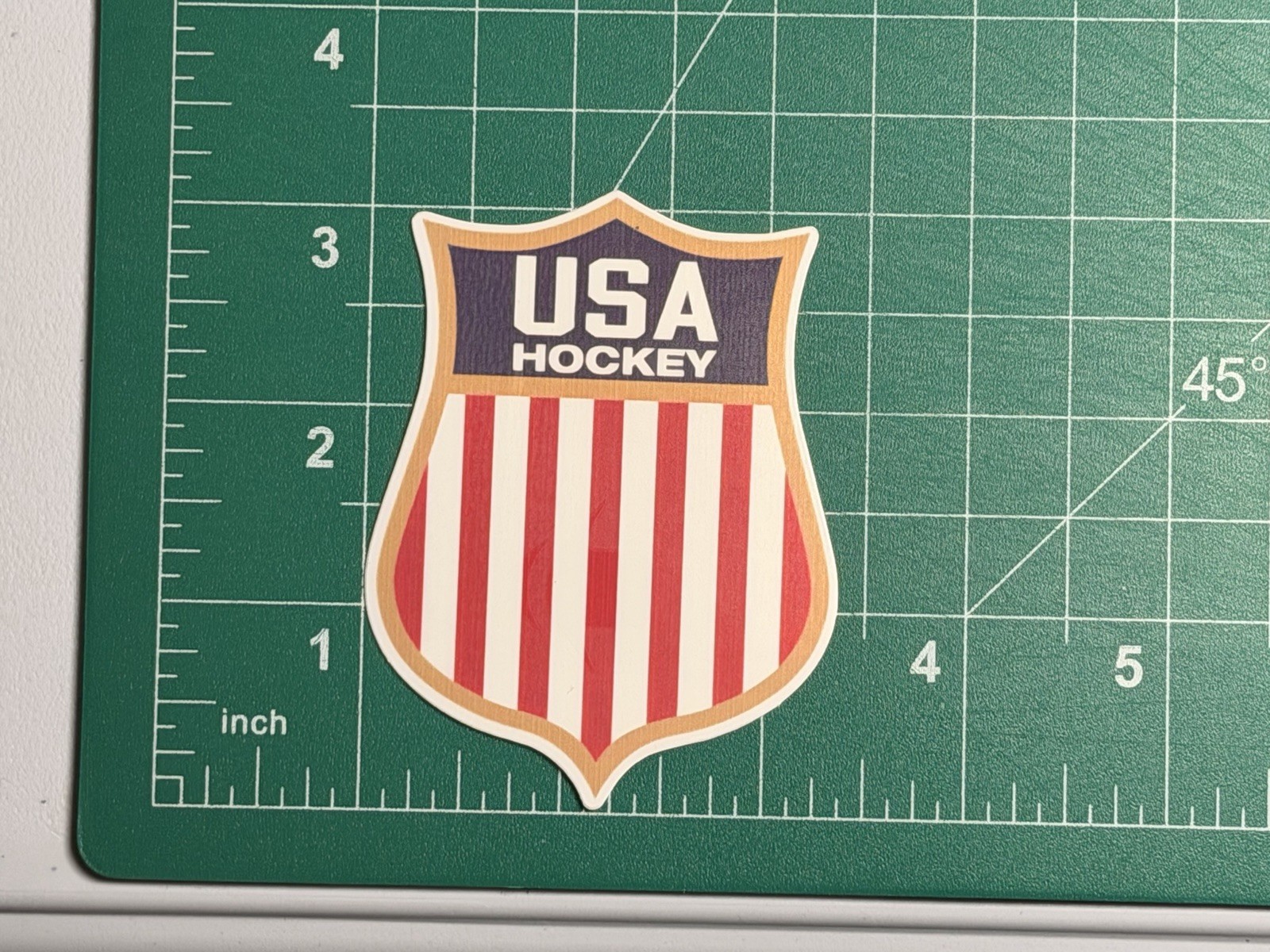 Team USA Hockey Shield/Crest – Laminated Vinyl Sticker – 3″x2.5″ W/“hockey”