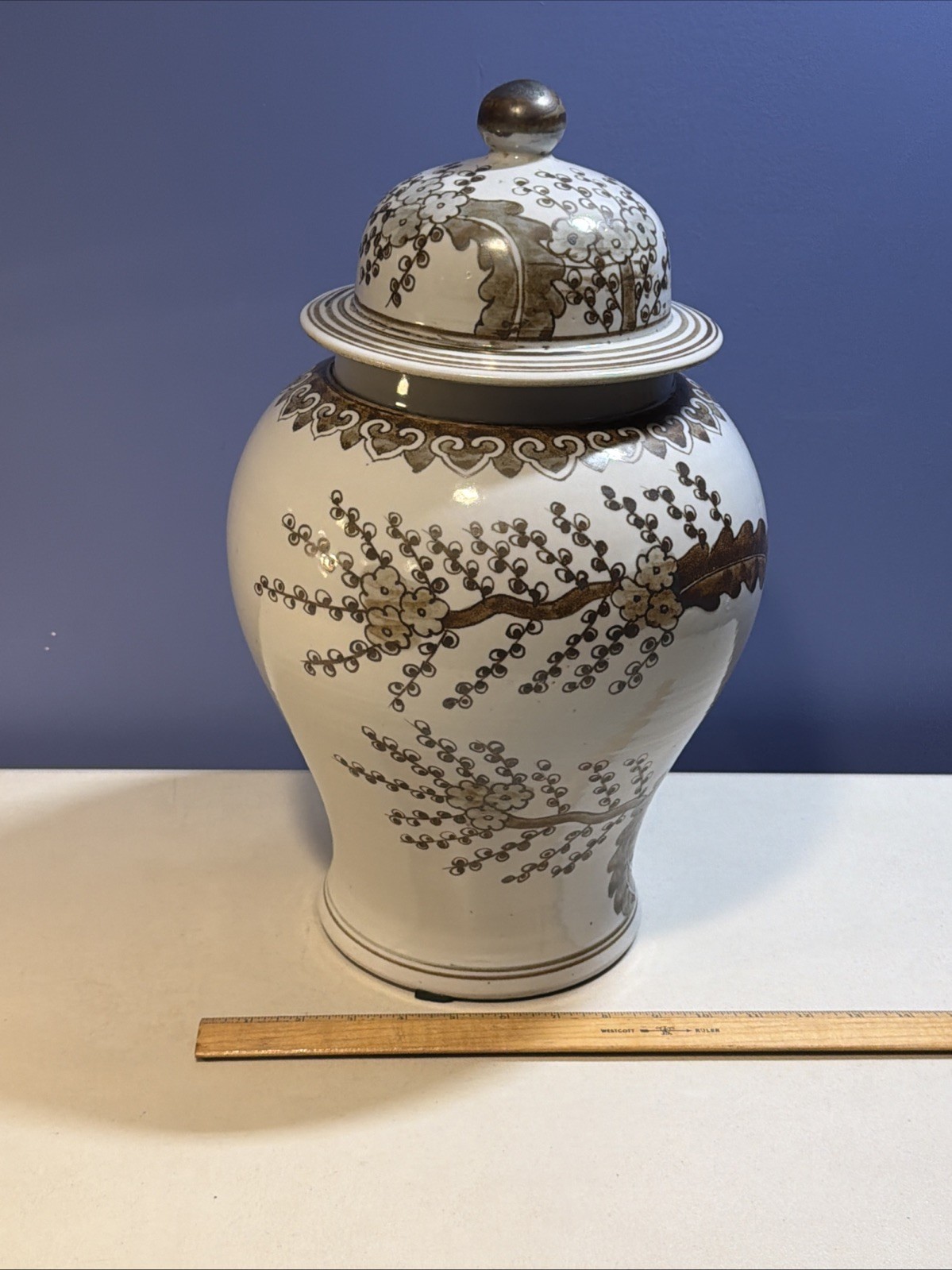 Hong Wu Porcelain Plum Blossom Motif Temple Jar – est 18″ tall – VGC – HANDMADE