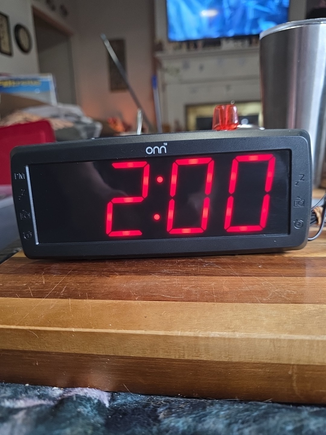 Onn OND19AAA10RS Alarm Clock Radio – TESTED AND WORKING