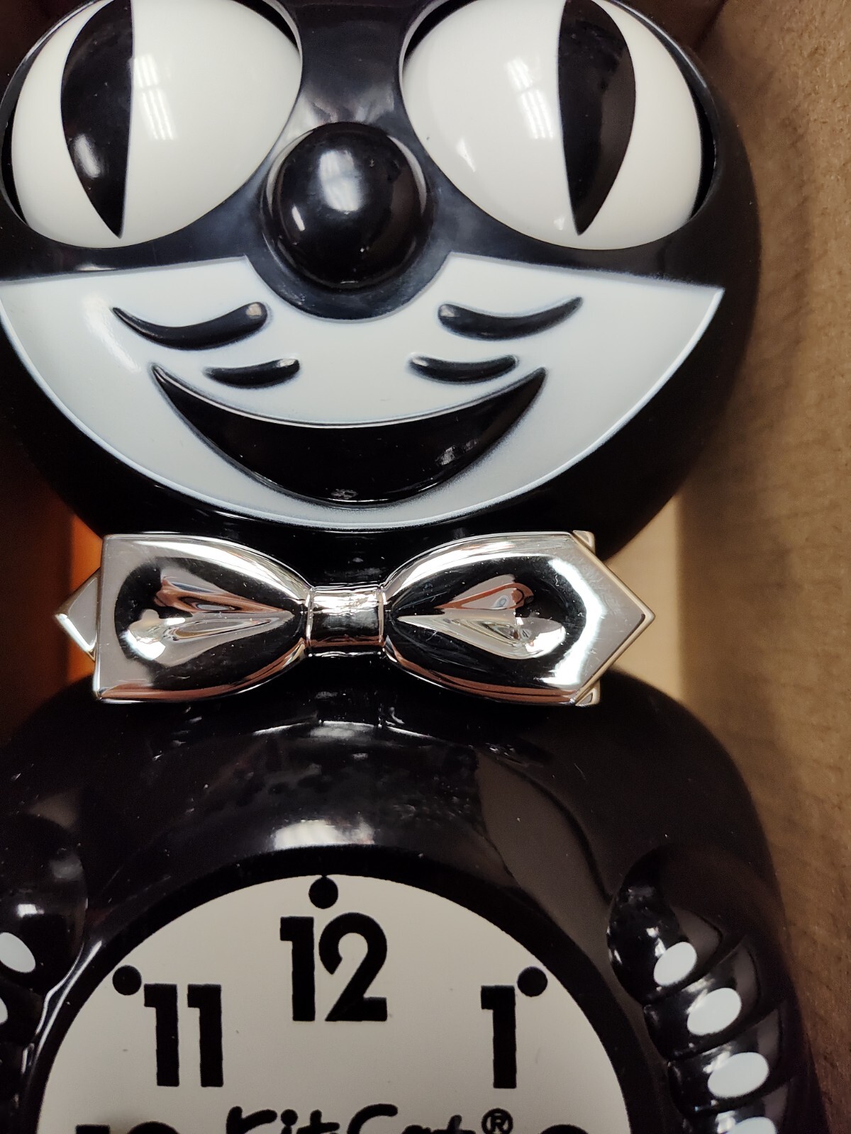 BLACK TUXEDO KIT KAT CLOCK -Full Size – 15.5″- MADE IN THE USA BLACK