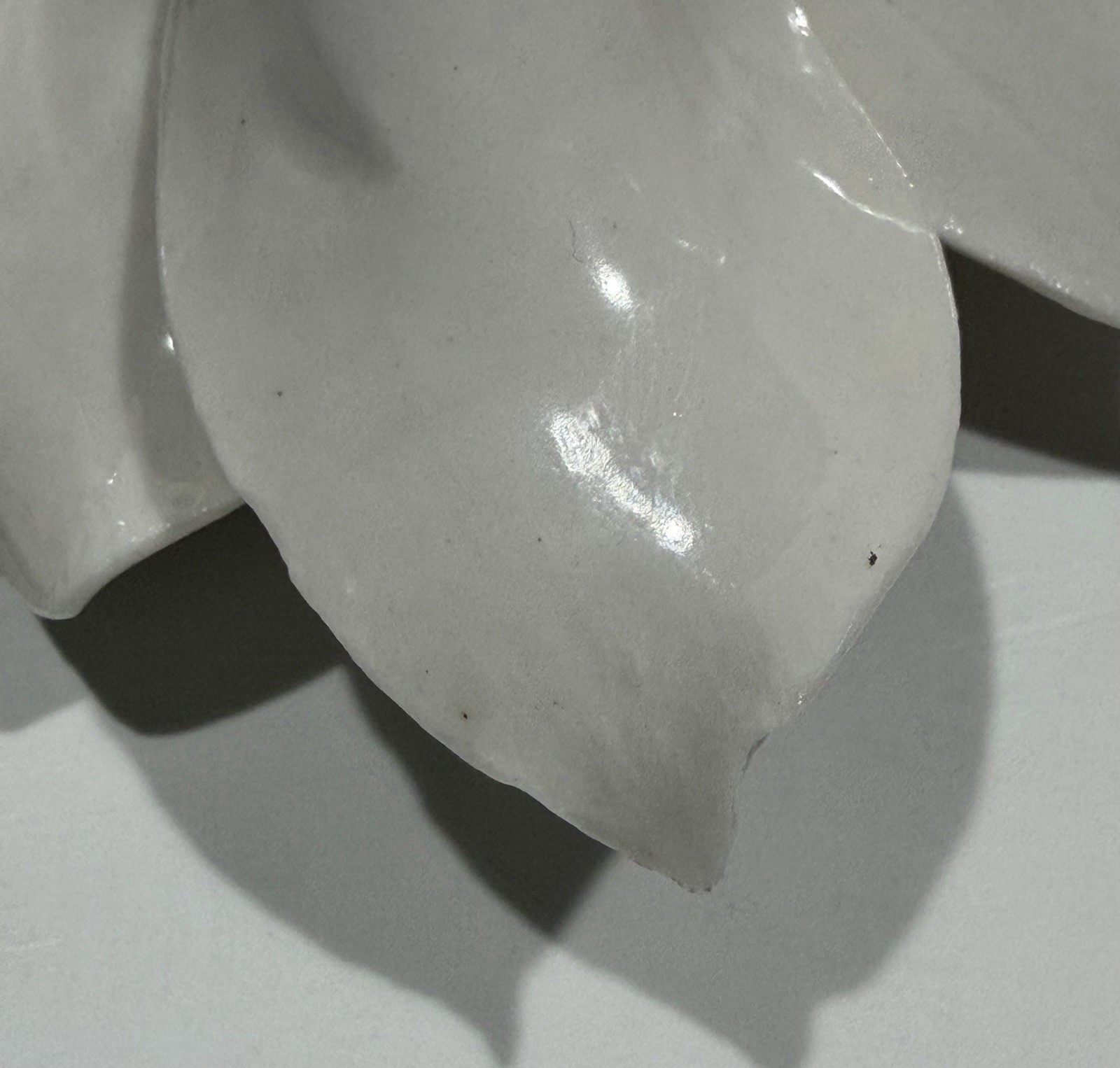 White 3-D Ceramic Petals-Magnolia/Flower-8” X 8” Wall Hanging READ