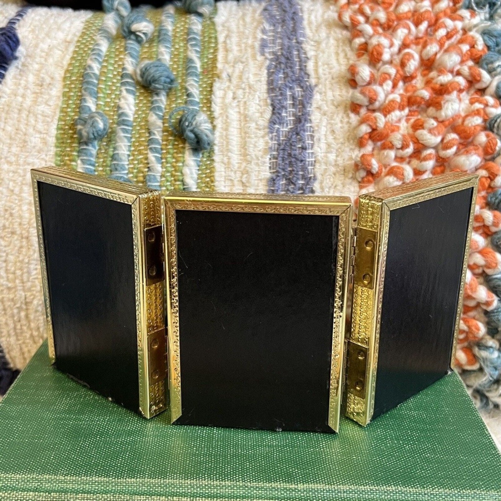 Vintage Birds in Tri-Fold Frame Photo Picture Brass Hinged 3.25×2.25″ MCM Decor