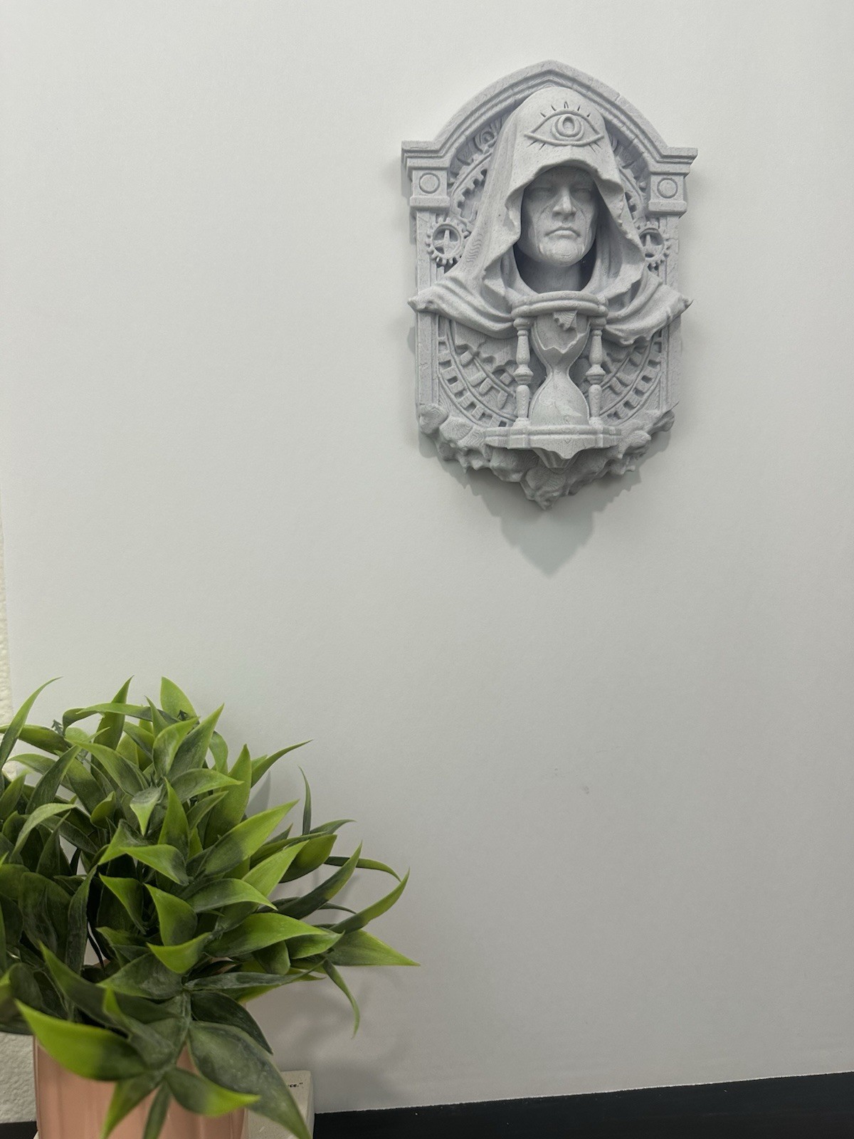 Watcher Of Time Wall Sculpture Gothic Guardian Relic Hourglass Fantasy Decor 9”