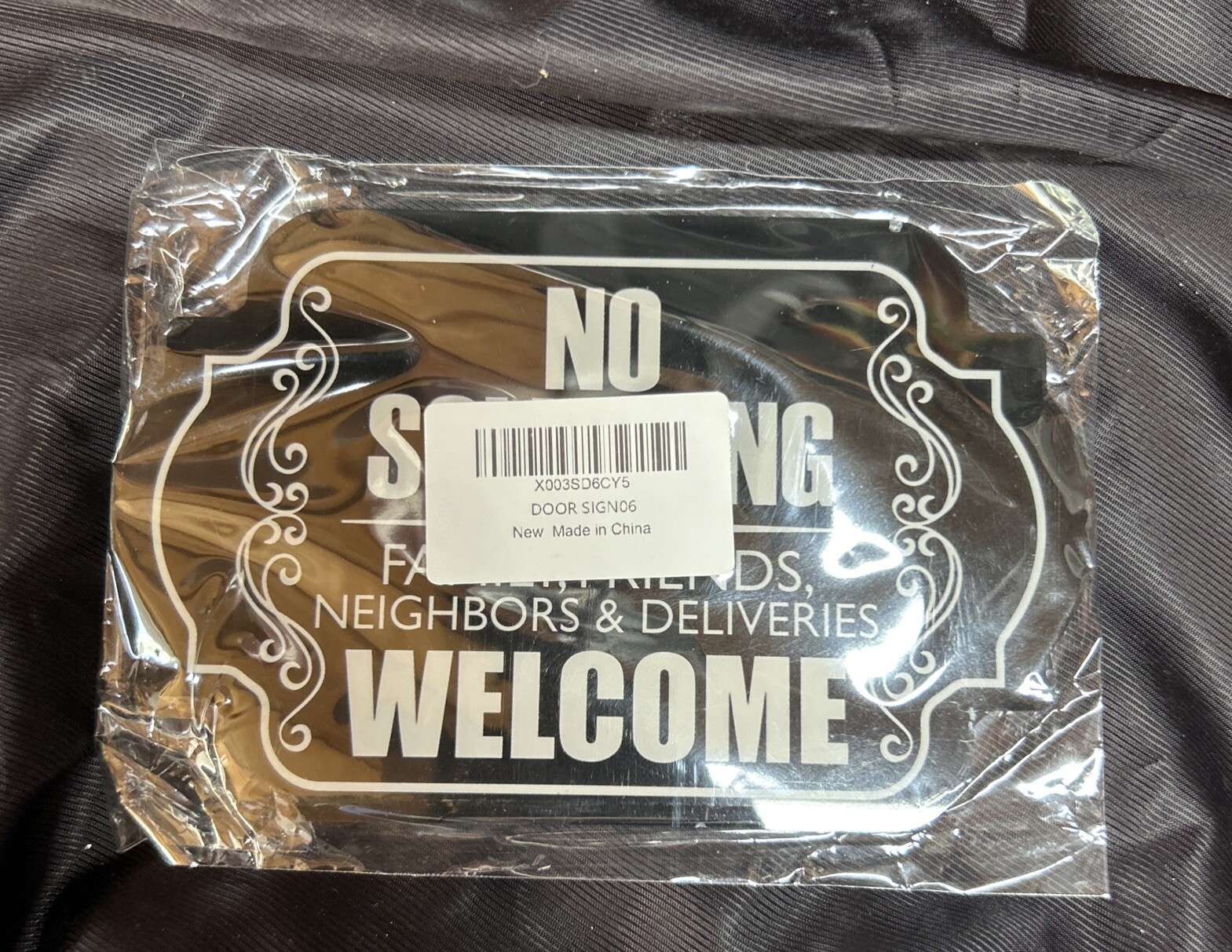 Front Door Plaque~No Soliciting~Family, Friends, Neighbors & Deliveries Welcome