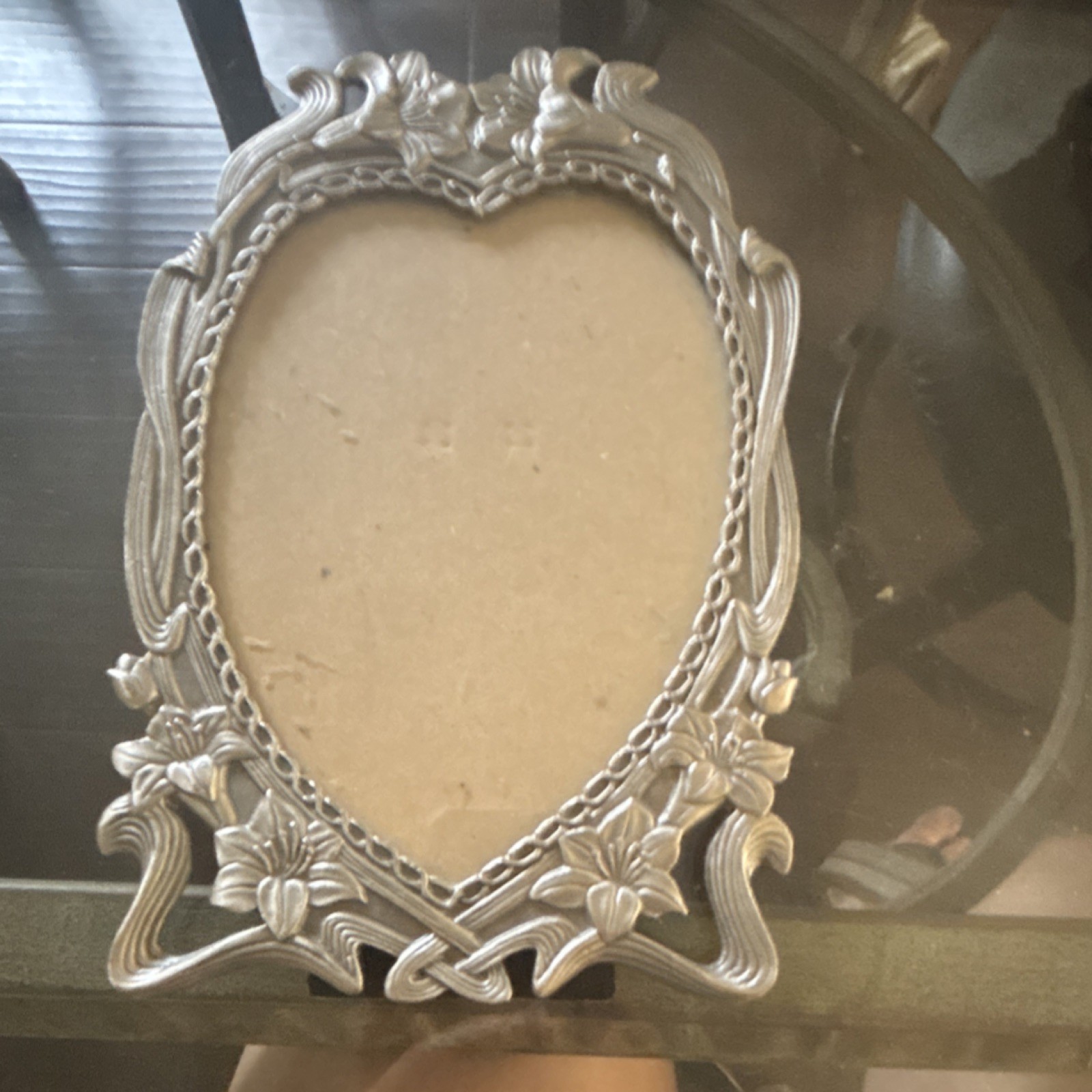 Ornate Silver Heart-Shaped Metal Photo Frame Victorian Style Less Than 8×10 in