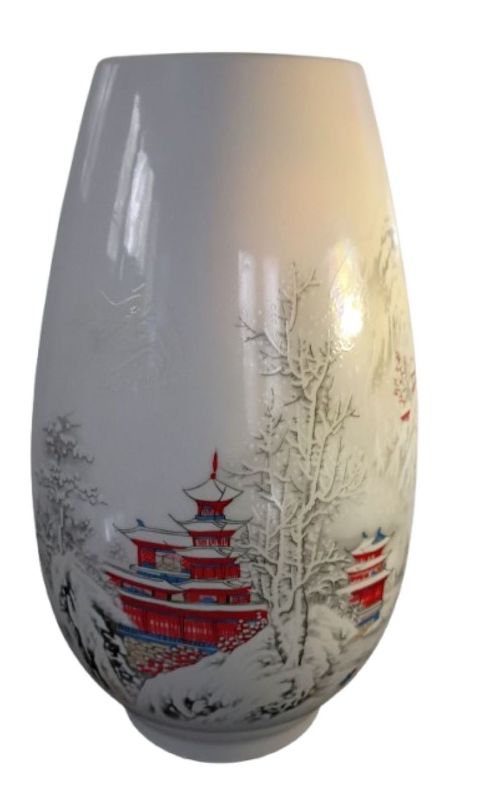 Chinese Snowy Mountain Village Vase / Height 9 inches / TM 809