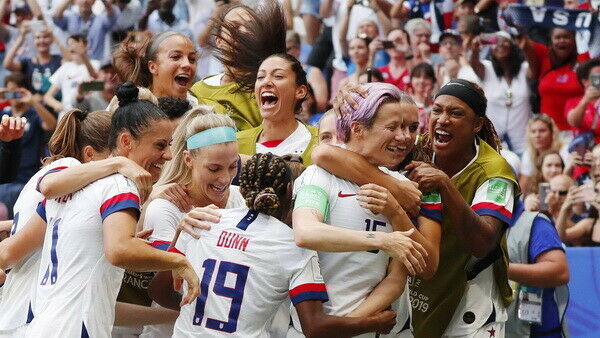 287780 USA Women National Soccer Team 2019 World Cup Champion PRINT POSTER