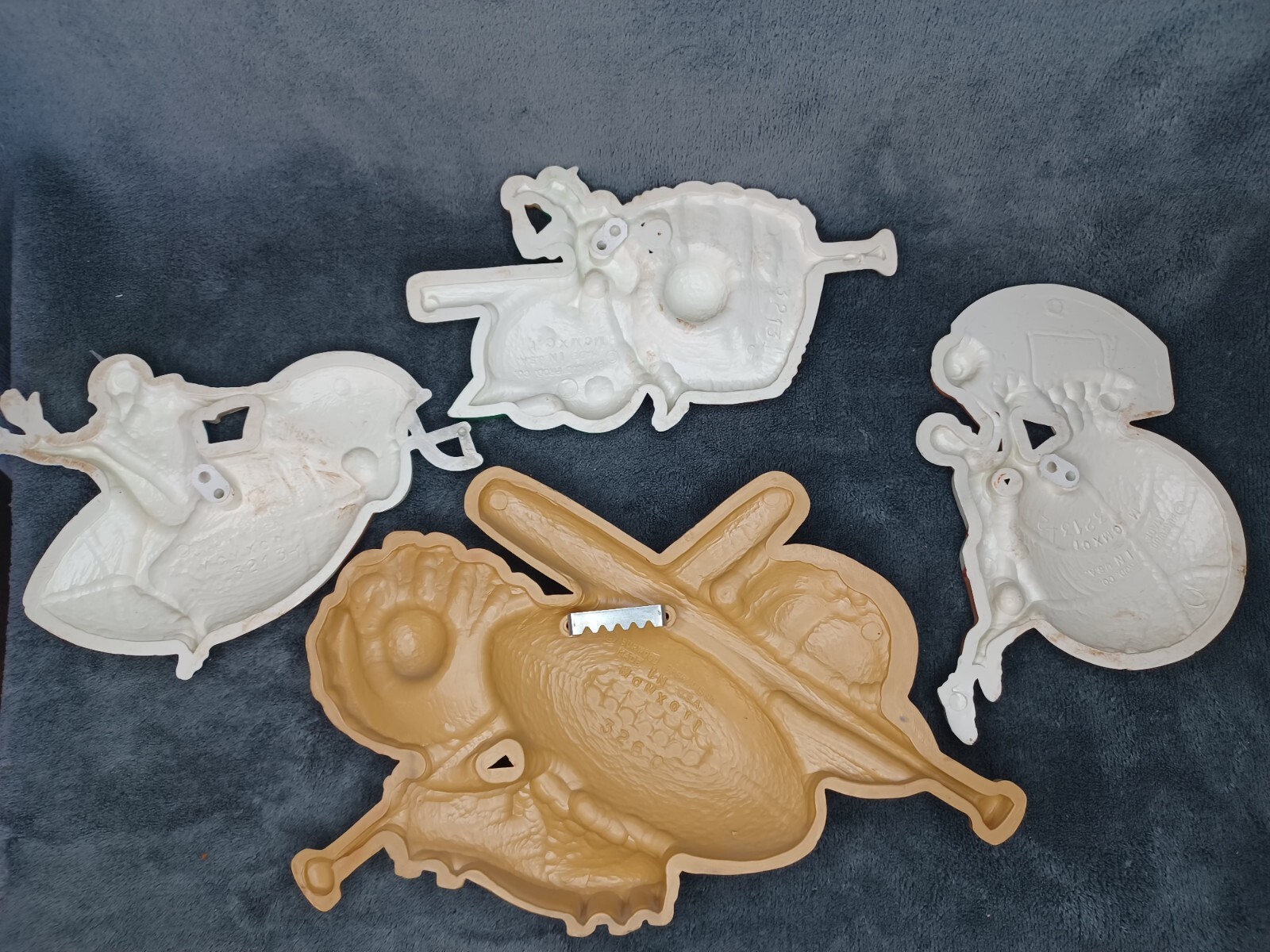 Vtg 90’s Burwood Sports /Home Interior Wall Decor Resin/Plastic 5 pieces USA