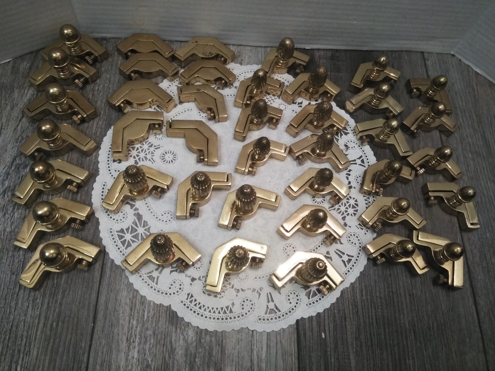 VTG. BRASS STAIR RODS BRACKETS W/ FINIALS ” MIXED LOT OF SIZES & DESIGN (45-PK)