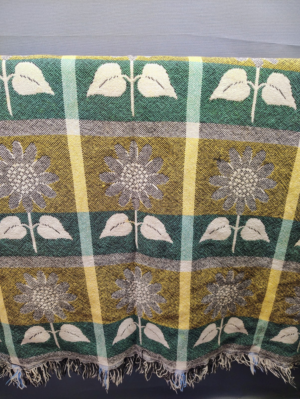 Vintage 1990s Handmade Tapestry Woven Colorful Sunflower Throw Blanket 45″x60”
