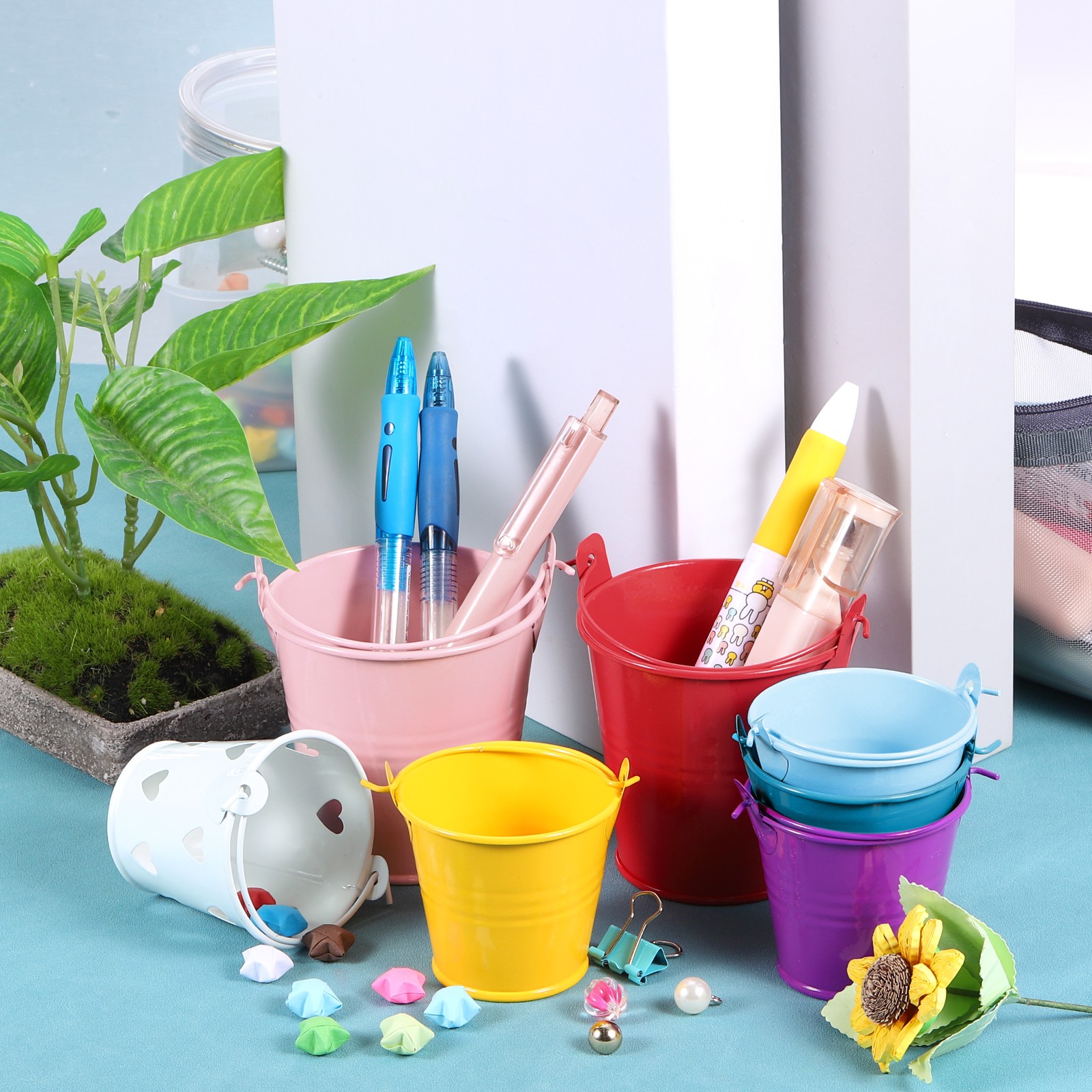 8 Pcs 3″x3″ Small Metal Buckets Mini Galvanized Easter Buckets White
