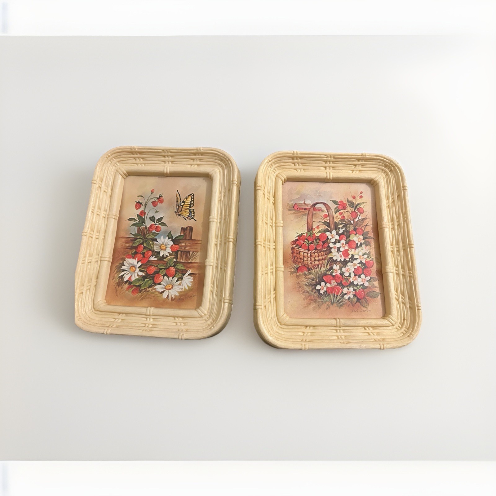 Vintage Strawberry Wall Art- Set Of 2. 8×7 Inches