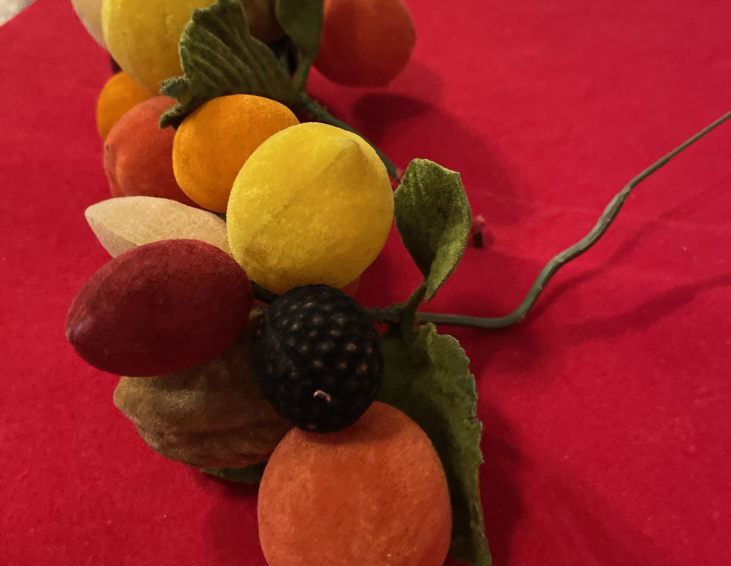 VTG Flocked /Velvet Fruit and Nuts 2 stem sets