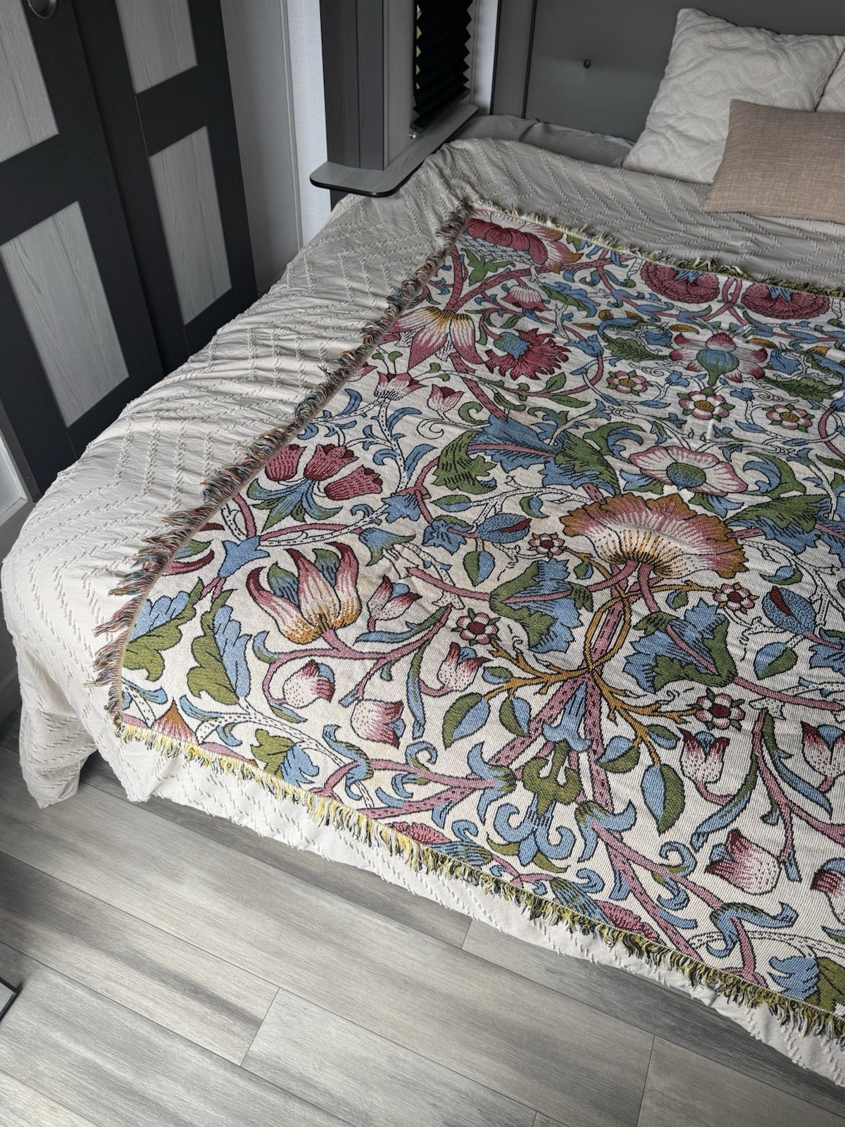 Bohemian Woven Jacquard Throw Blanket 100% Cotton Floral Wall Tapestry 50×60 In