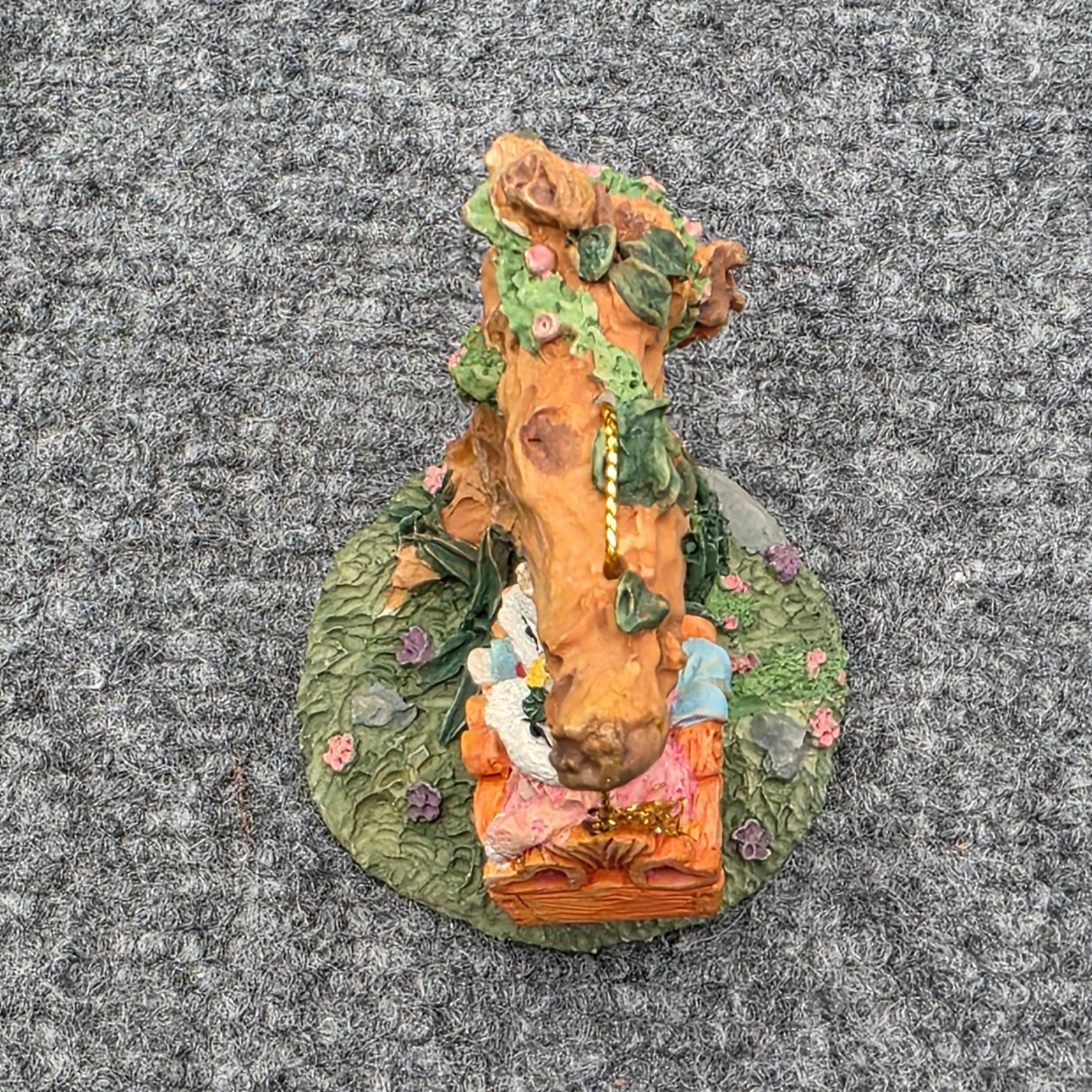 Vintage 1993 IRS Bunny Rabbit Couple on Swing Figurine Resin Tree Decor 4