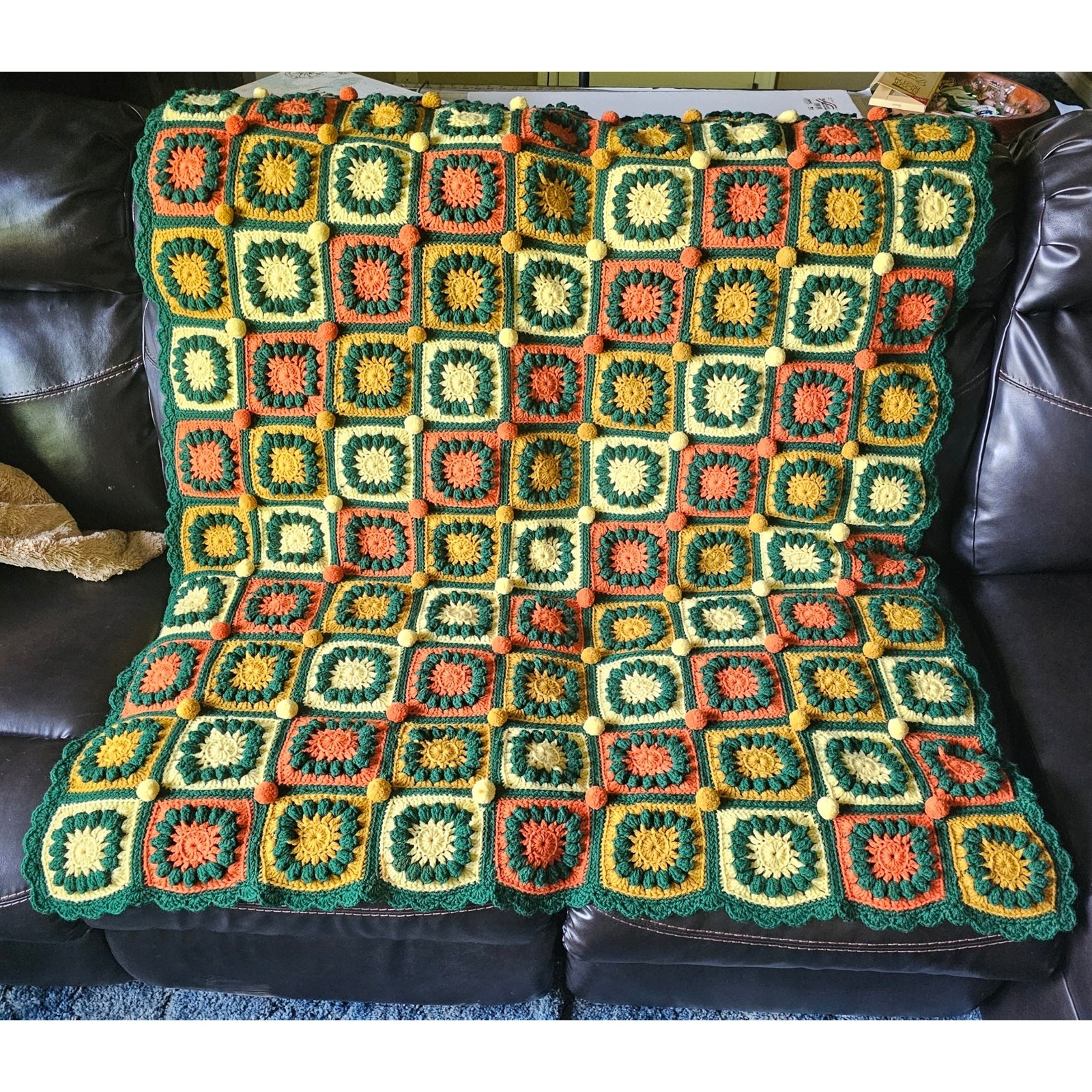 GRANNY SQUARE AFGHAN 4′ x 6′ Crochet Colorful Puff Balls Scalloped Edge GIFT