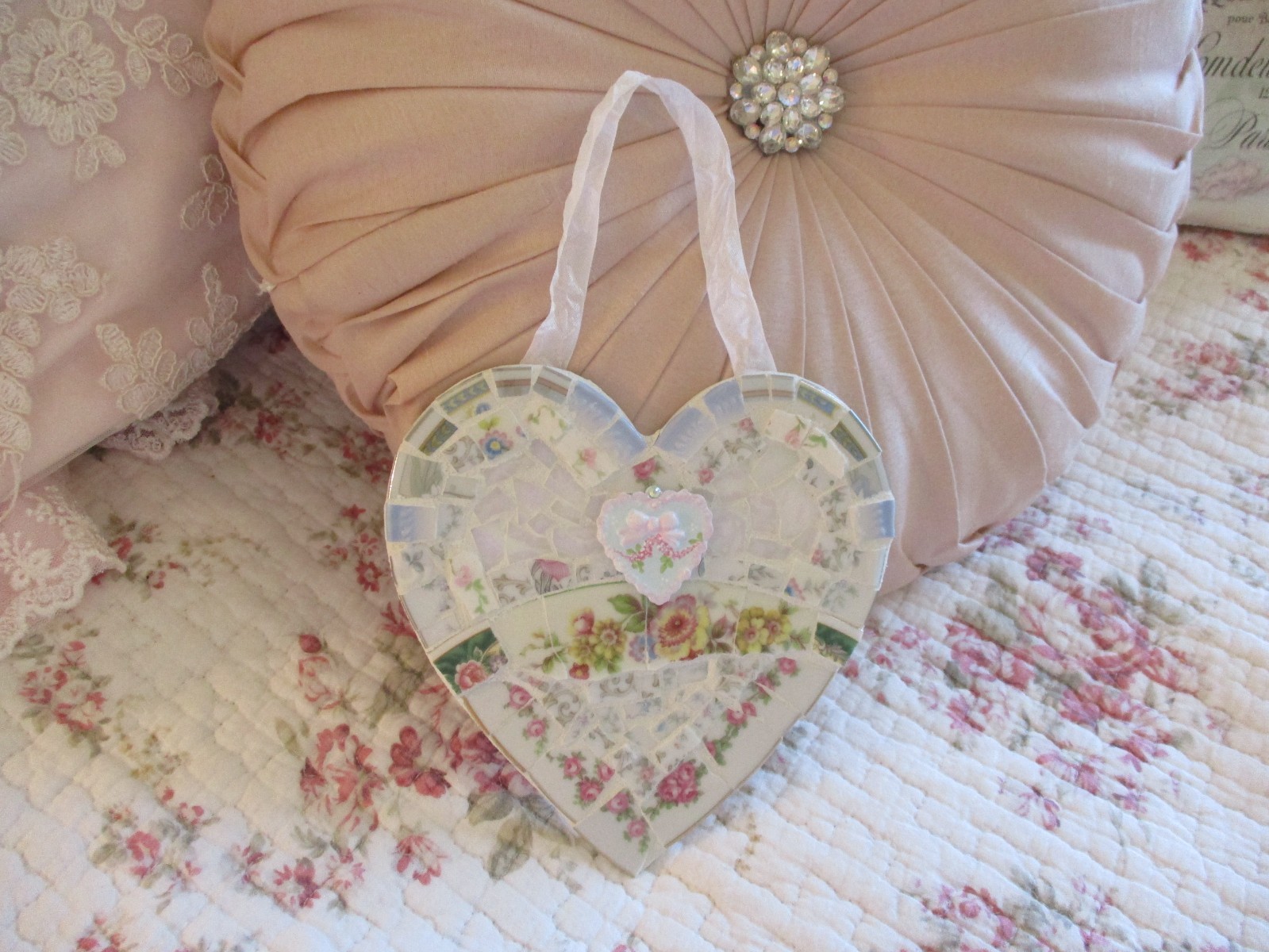 Shabby Chic Broken China Mosaic Heart Plaque – #1