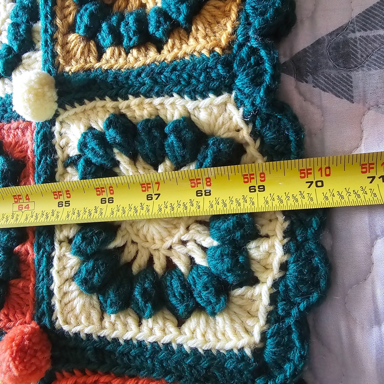 GRANNY SQUARE AFGHAN 4′ x 6′ Crochet Colorful Puff Balls Scalloped Edge GIFT