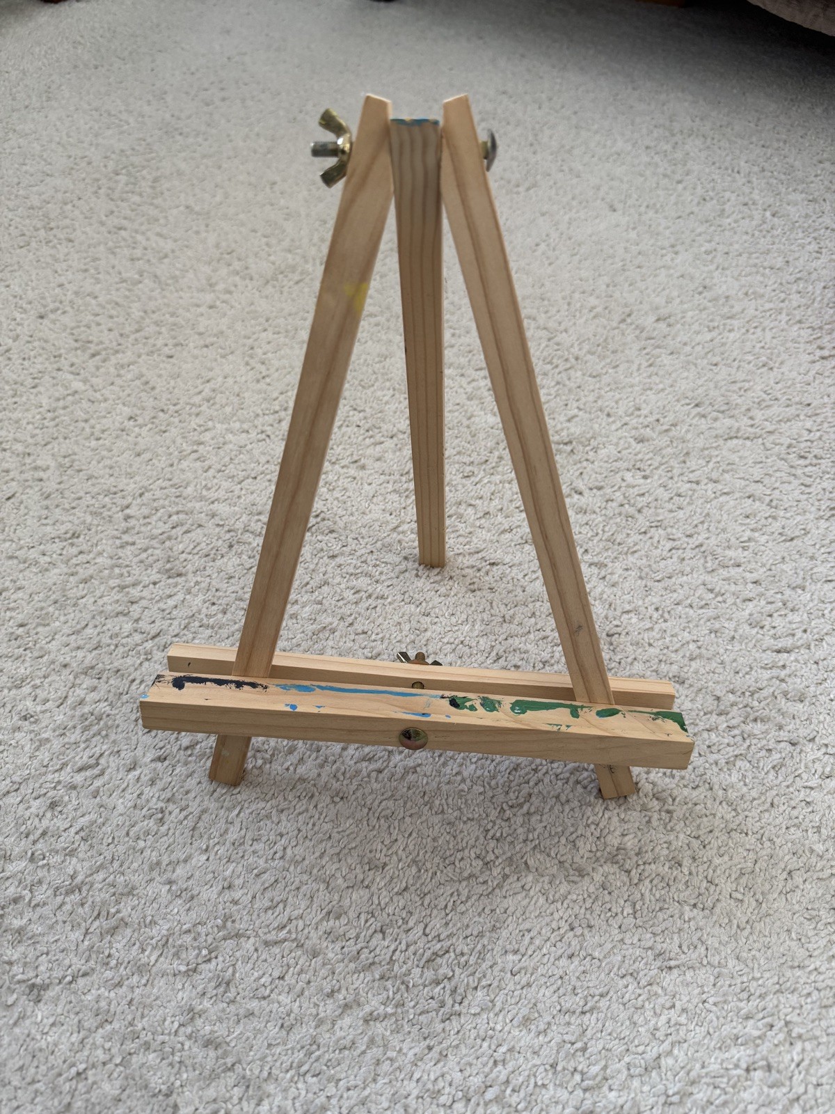 Small Wood Display Easel Art Picture Display Stand 7.75 In H X 7 In