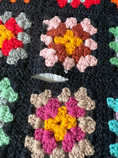 Vintage Handmade Granny Square Colorful Crochet Black 60’x35′ Throw Roseanne NEW