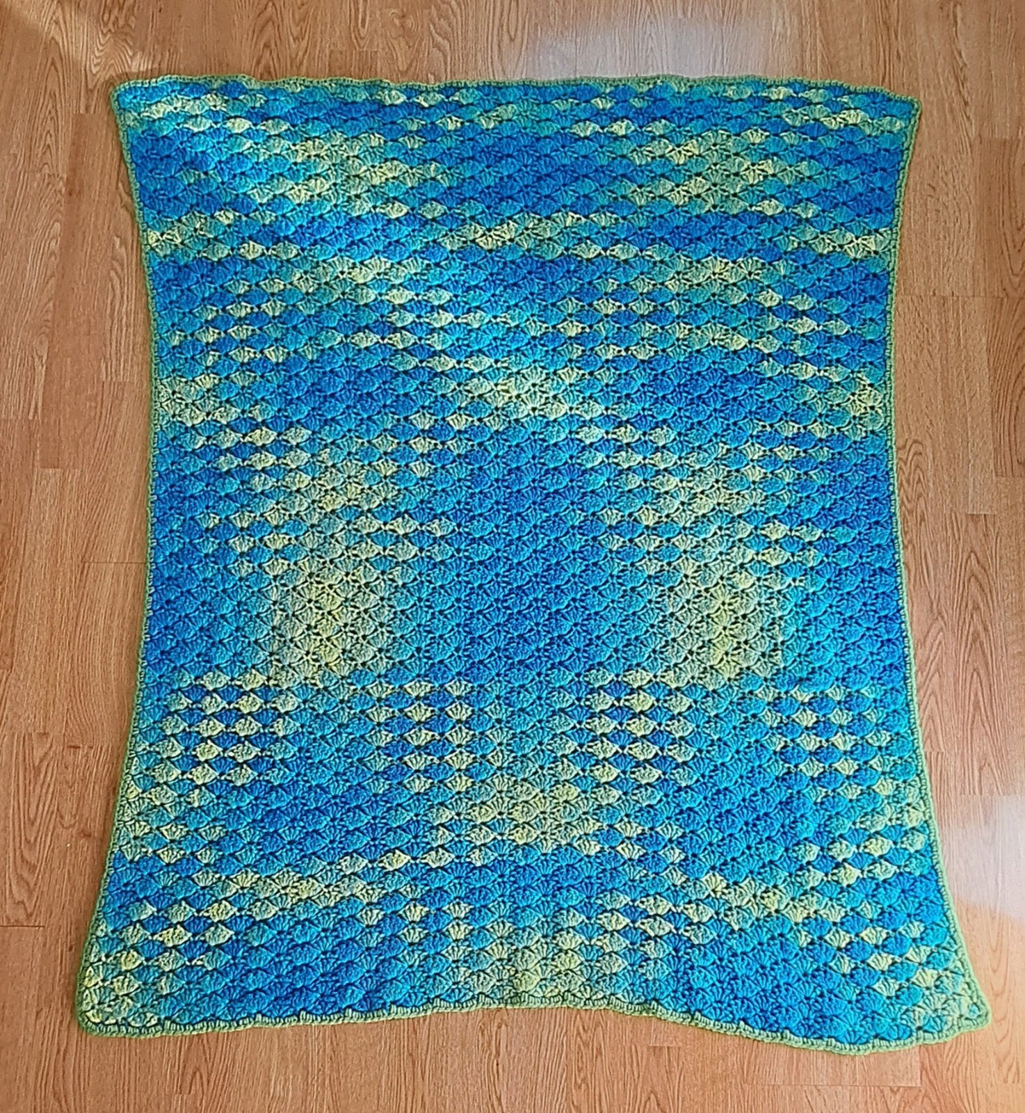 Vintage Boho Hand Crocheted Afghan Blanket Throw Good Condition Approx 45″ X 38″