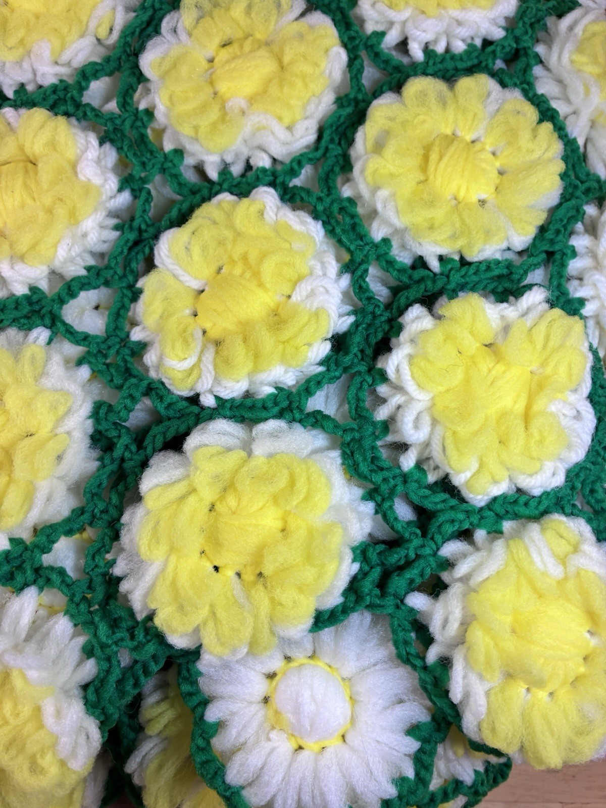 Vintage Daisy 3D Crochet Handmade Afghan Throw Blanket Pillow Kitschy Grannycore