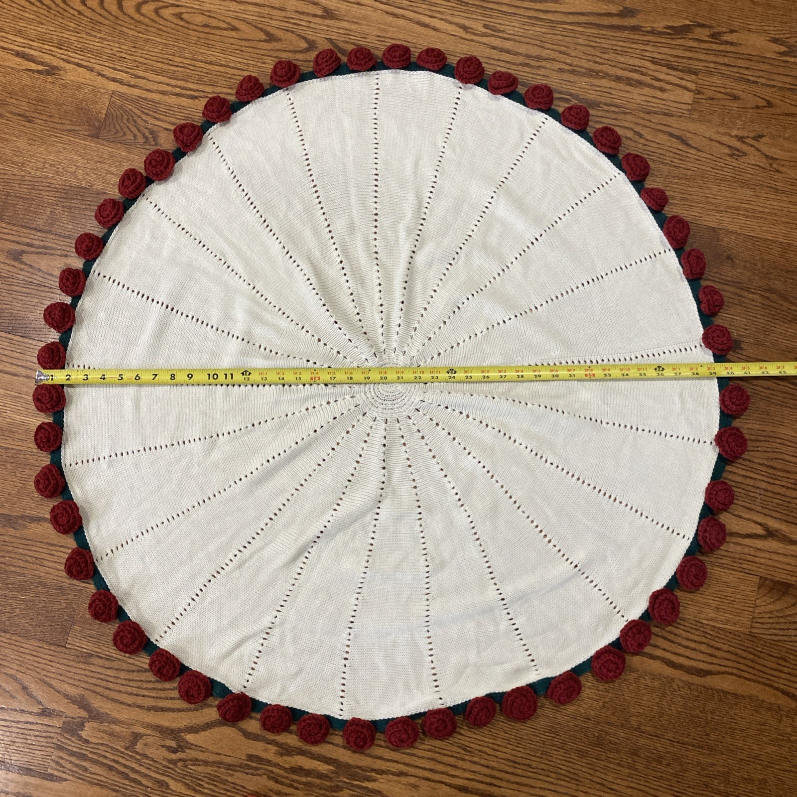 Finished Flower Bouquet Blanket, Crochet Red Rose Knitted Throw Blanket 40”