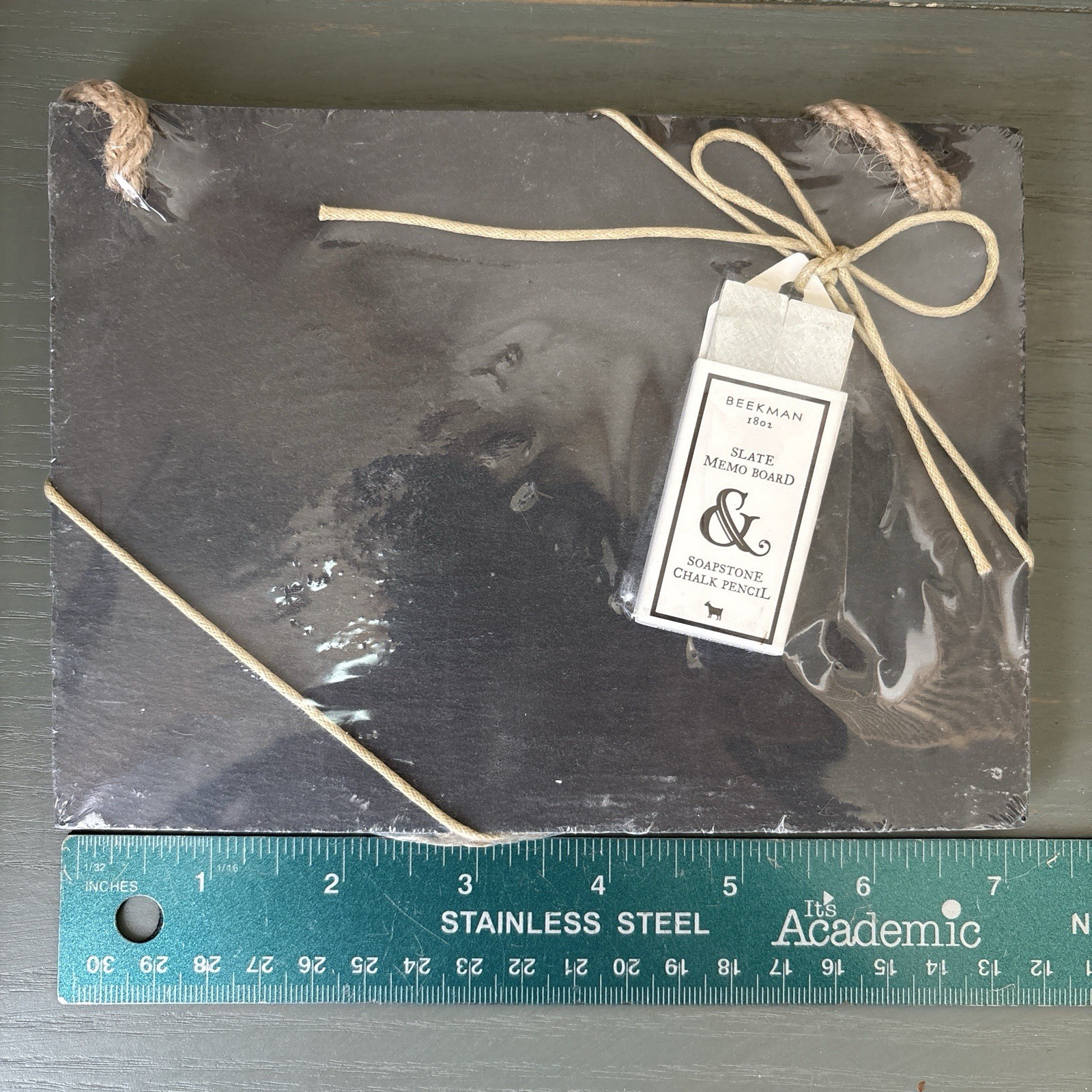 Beekman 1802 Slate Hanging Memo Chalk Board & Soapstone Chalk Pencil 7” x 5.5”