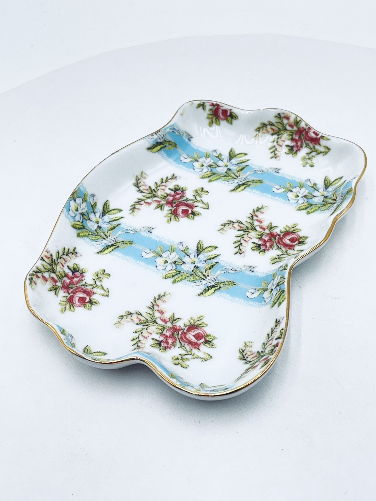 Andrea by Sadek Soap or Trinket Dish Tray Shabby Cottage Chic French Set of 2