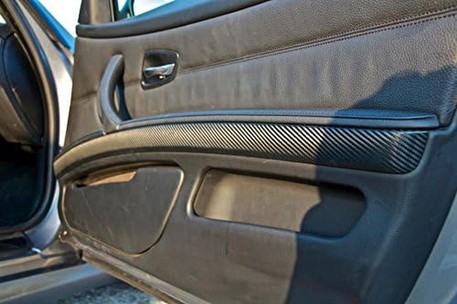 VViViD XPO Gunmetal Grey Carbon Fiber 5 Feet x 1 Foot Car Wrap Vinyl Roll wit…