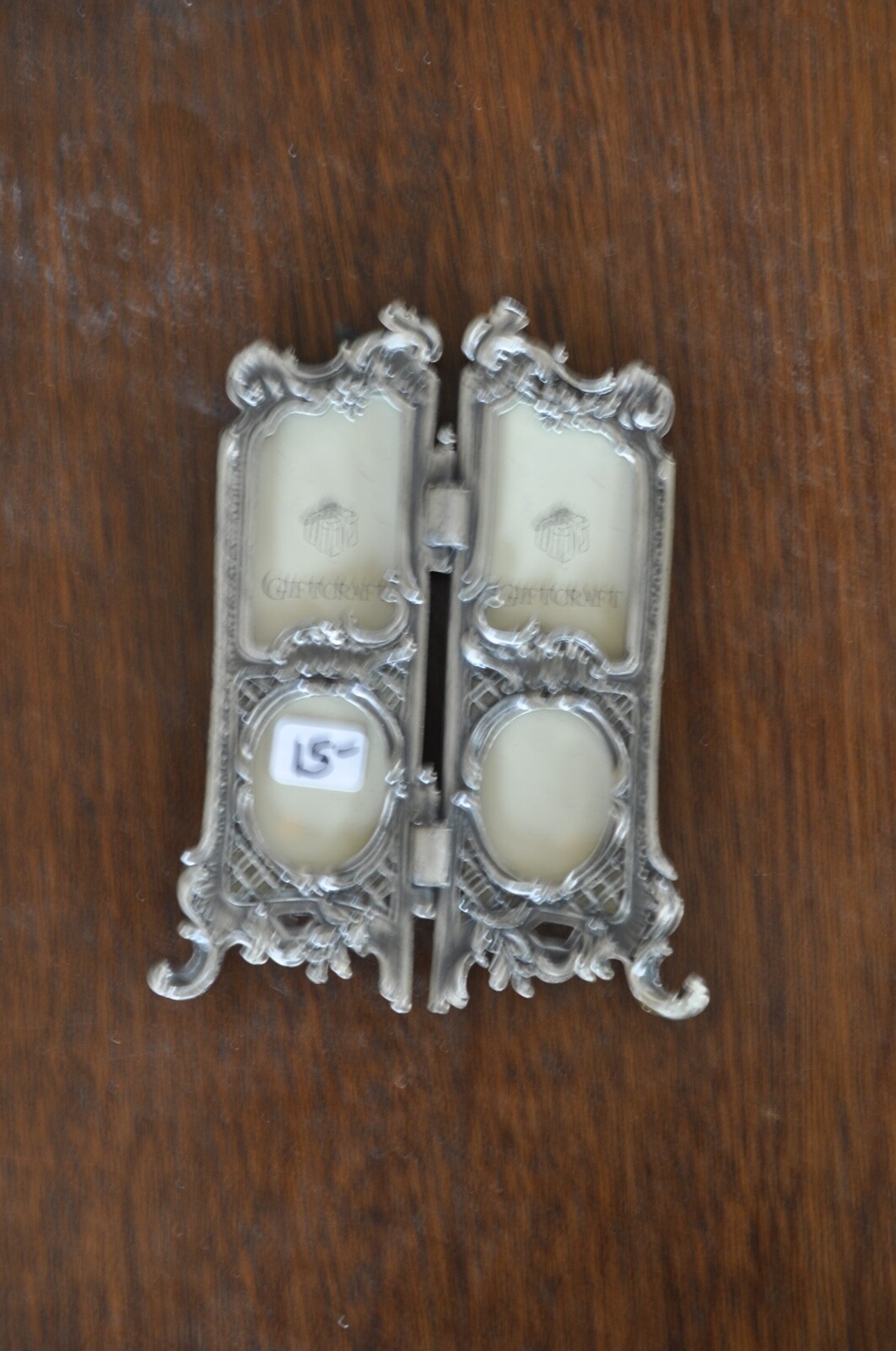 Giftcraft Modern Metal Stand Frame 2 X 1 1/2 Inch 1 1/2 Inch Picture Openings