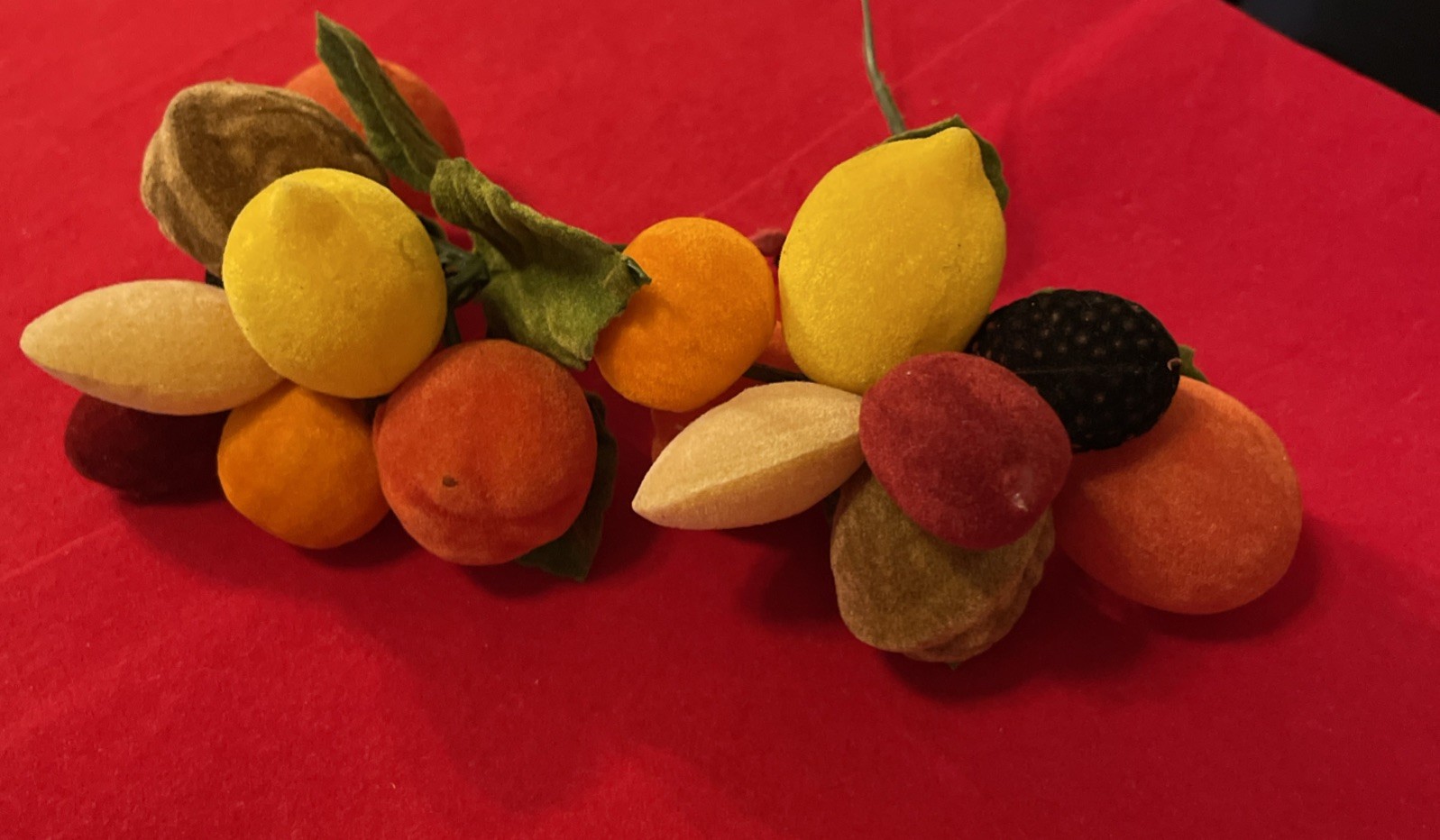 VTG Flocked /Velvet Fruit and Nuts 2 stem sets