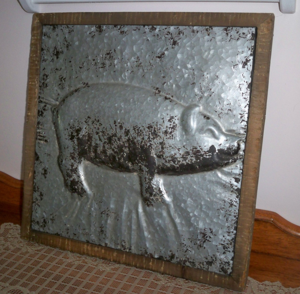 Primitive Farmhouse Framed Distressed Galvanized Steel Pig 3D Wall Art – 15 x 15
