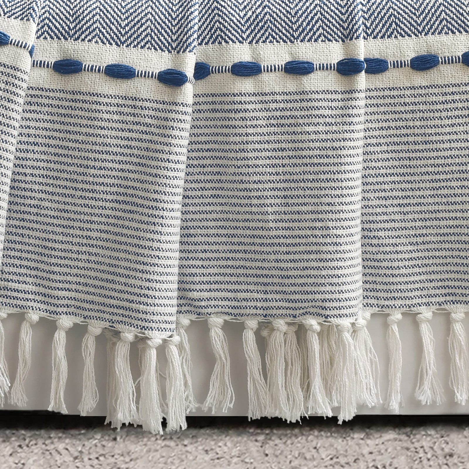 Herringbone Stripe Woven Tassel Yarn Dyed Herringbone Stripe Navy 50″ x 60″