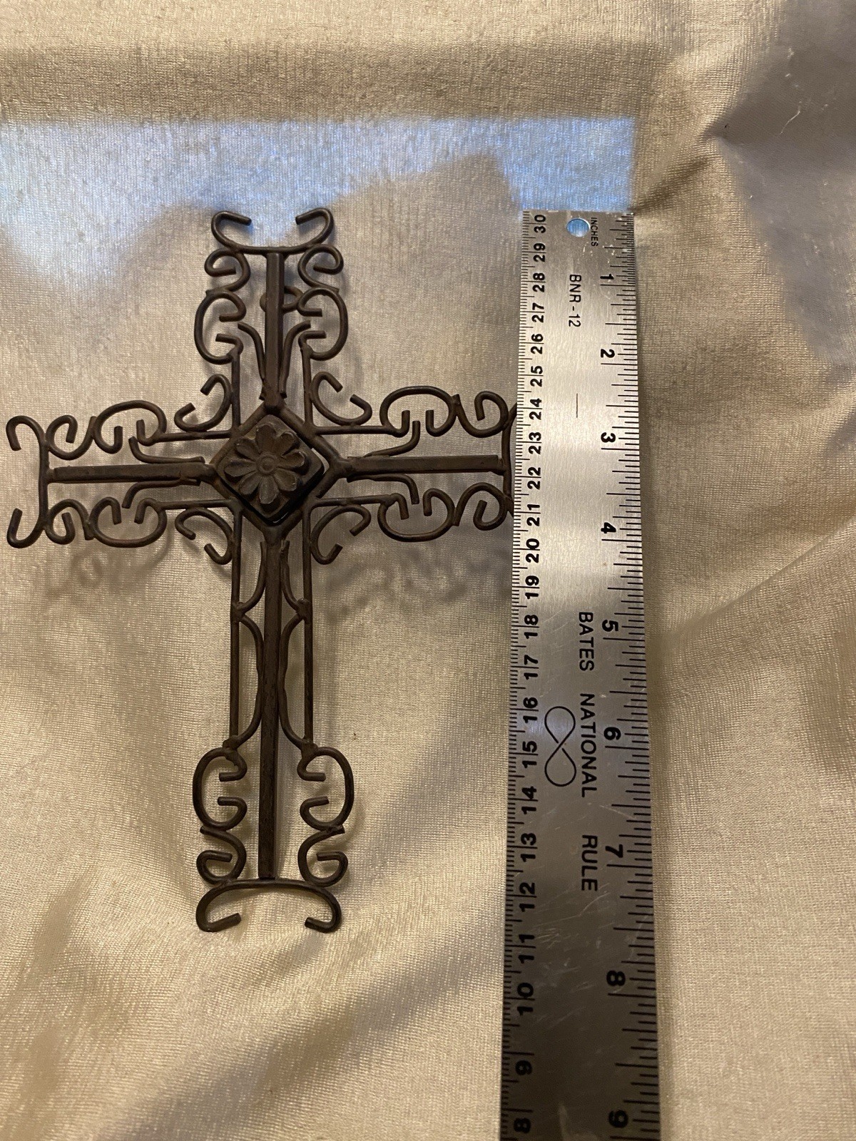 Ornate Metal Scrolled Cross hangable Wall Art Decor 8″ x 6” wire religious