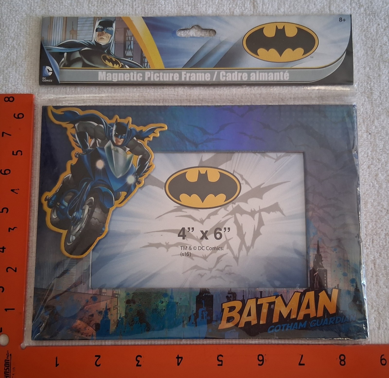 DC BATMAN 4″x 6″ Holographic Picture Frame-New In Package