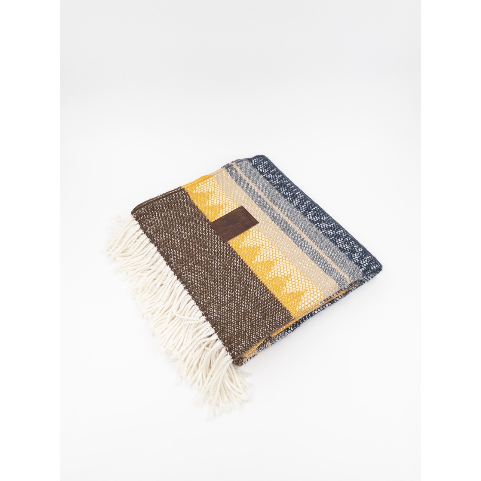 Peruvian Handwoven Alpaca & Lamb’s Wool Throw With Geometric Weave