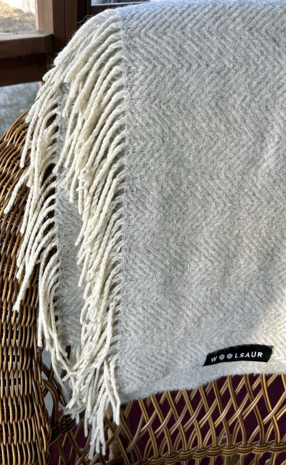 WoolSaur Wool Throw Blanket Gray/White Herringbone Fringed Rectangle