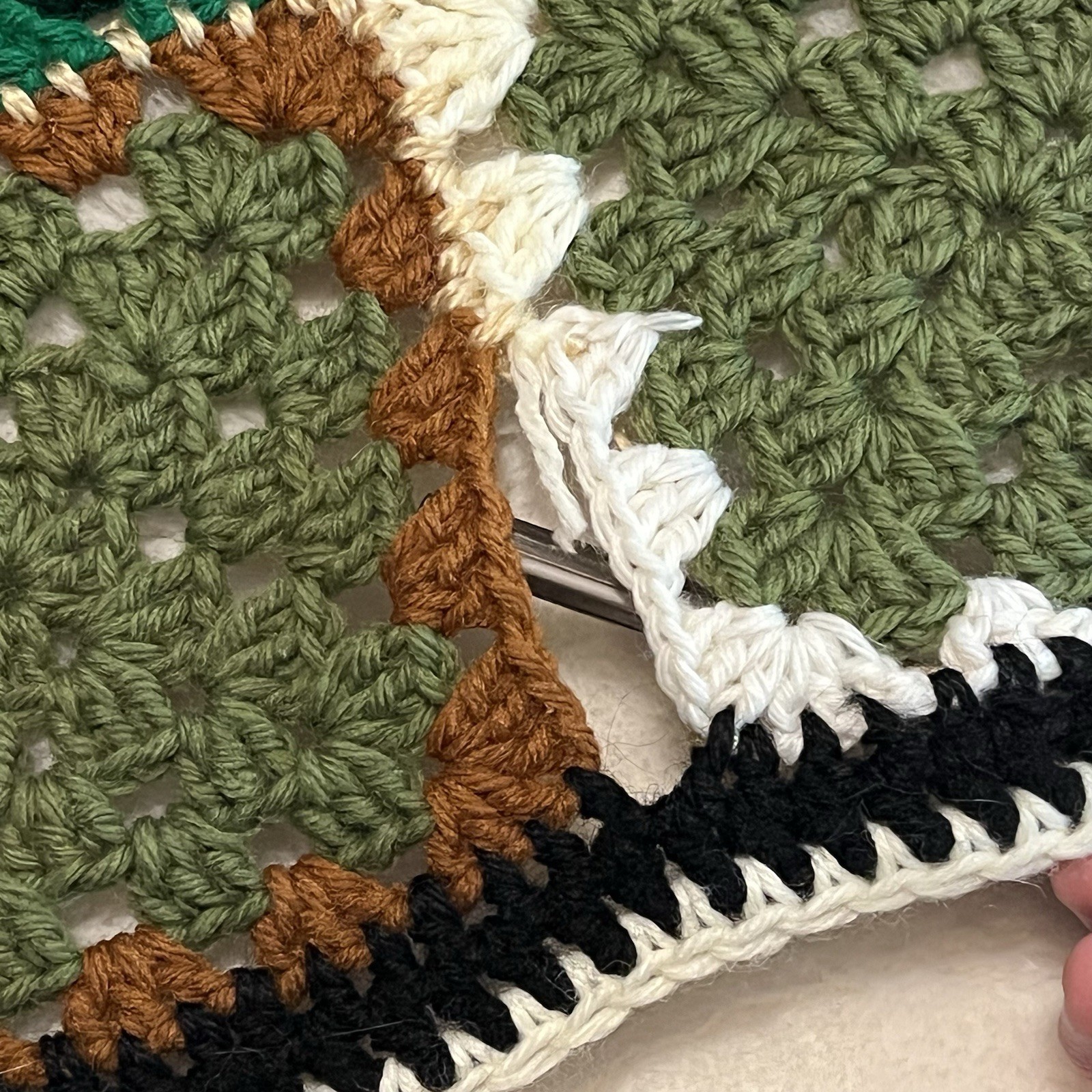 VTG Crochet Granny Square Black Multicolor Afghan Throw Blanket 49×43 Retro READ