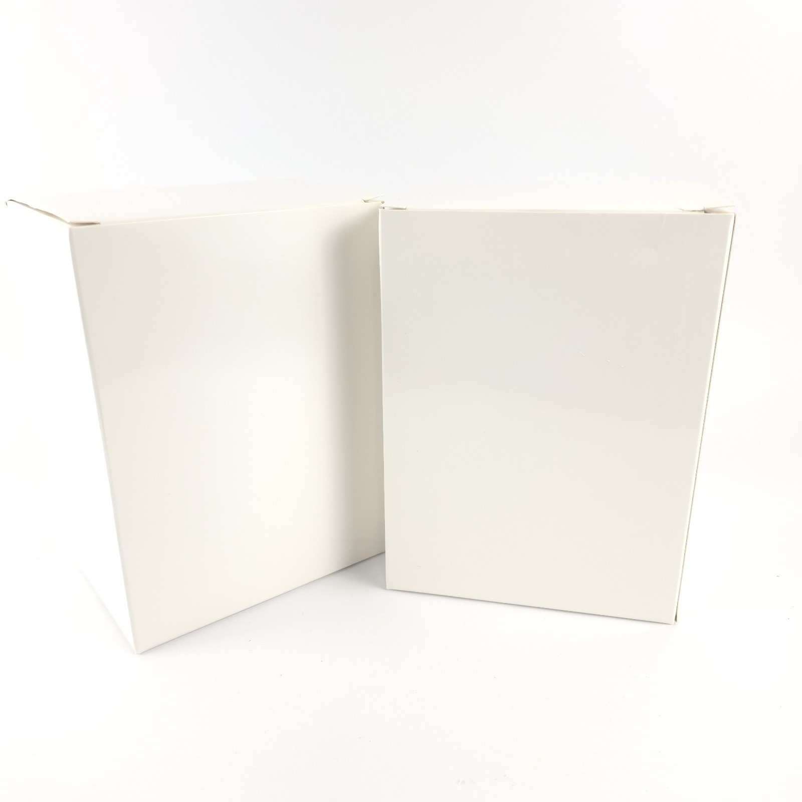Set of 2 6.5″ Garden Maidens with Gift Boxes – Basket & Butterfly – Ivory